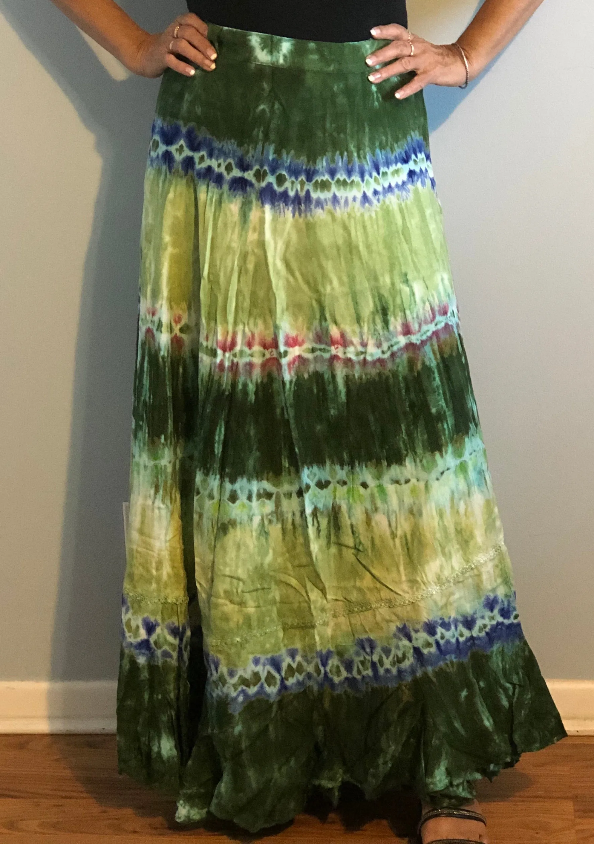 100% Fine Rayon Wrap Skirt ! Tie-Dye Print ! One Size Fits Most !