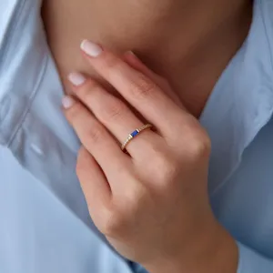 14k Gold Blue Topaz Ring