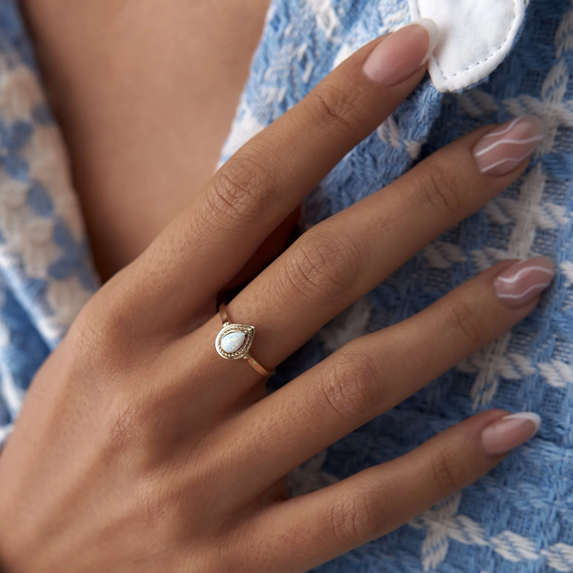 14k Gold Drop Opal Ring