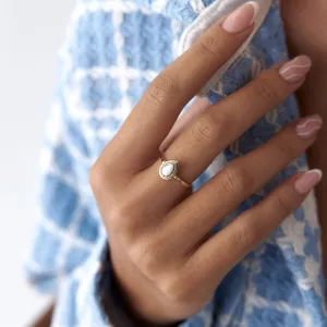 14k Gold Drop Opal Ring