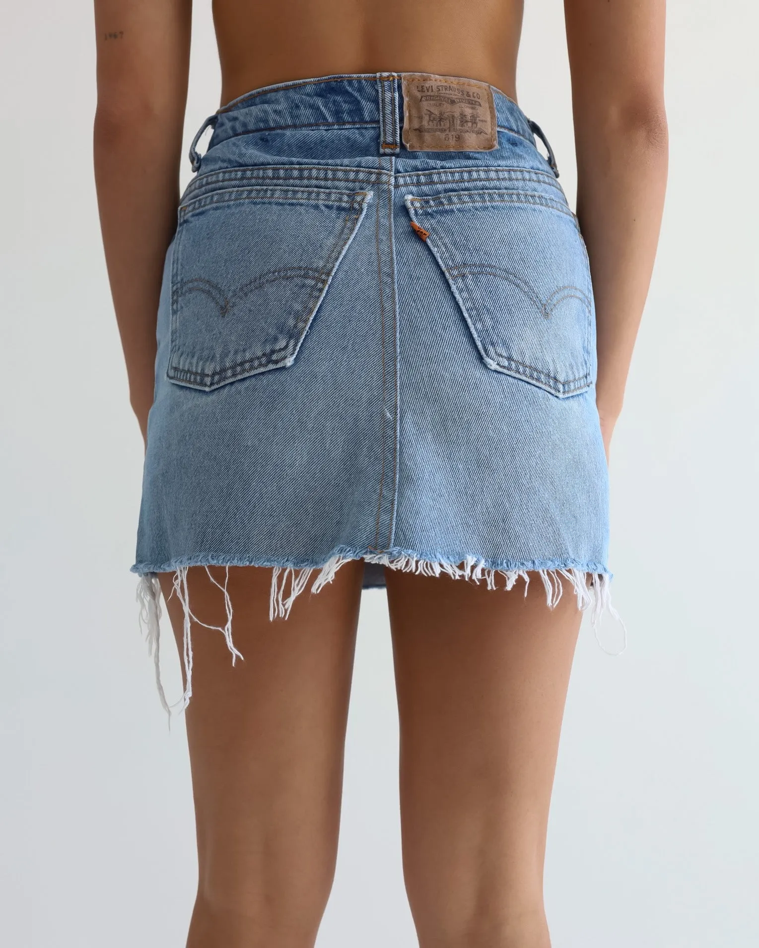 819 VINTAGE LEVI’S SKIRT | SIZE 24