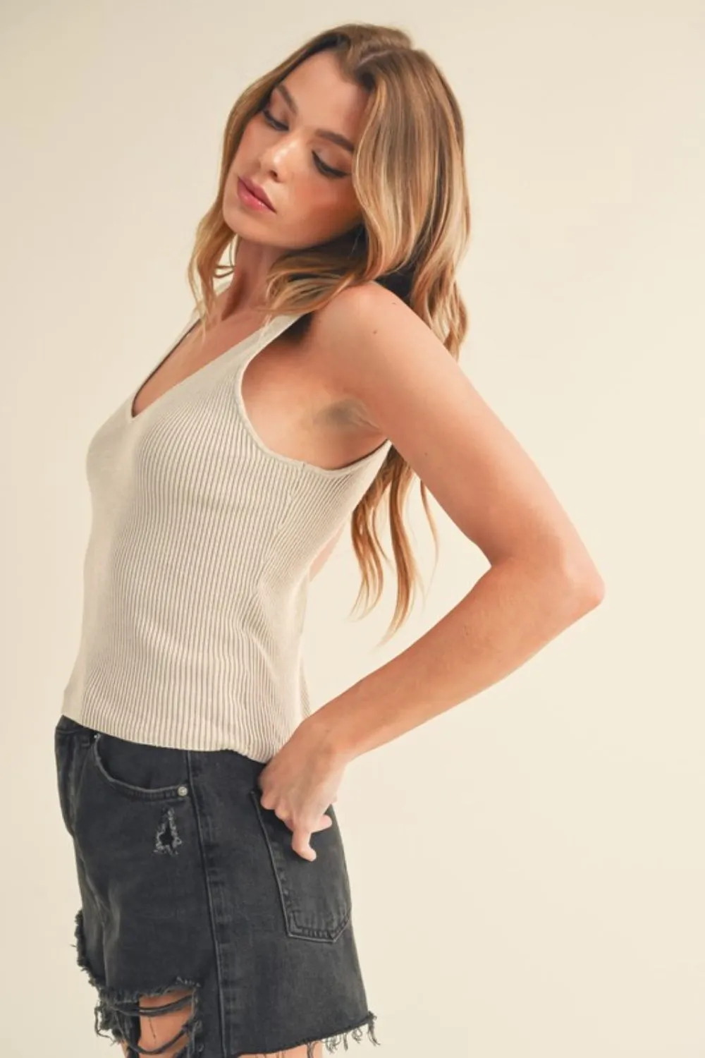 Aemi   Co Ribbed Wide Strap Knit Tank