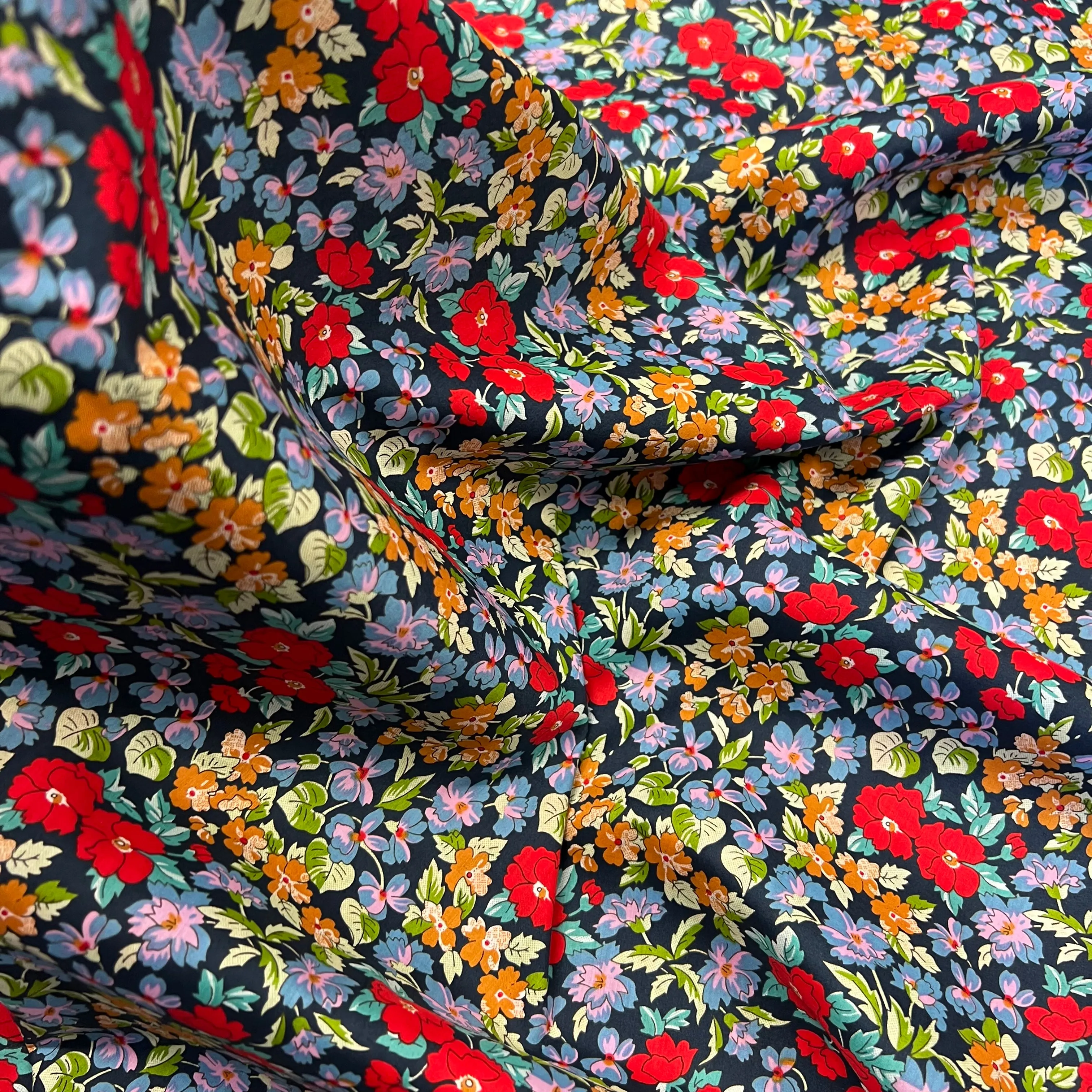 Betty Cotton Lawn - Navy/Red