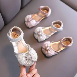 Classic Pearl Bow Design for Little Girls Elegant Beaded Adorable Girl's Shoes Shiny and Comfortable All-Match Shoes for Girls