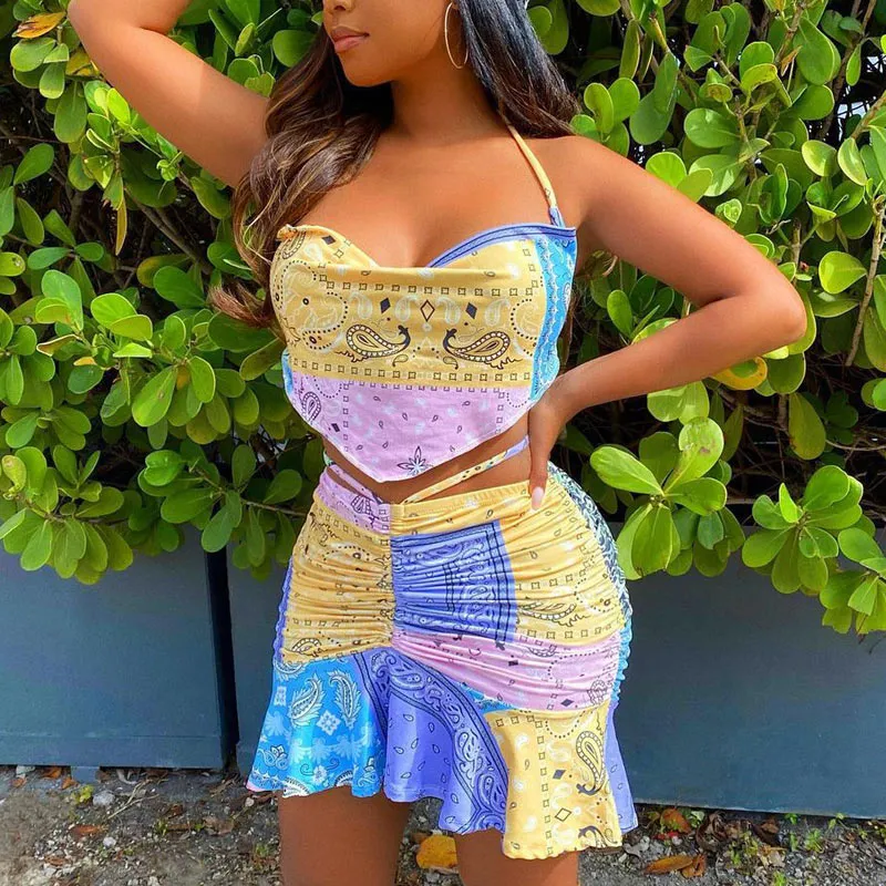 Colorblock Halter Ruffle Design Skirts Set