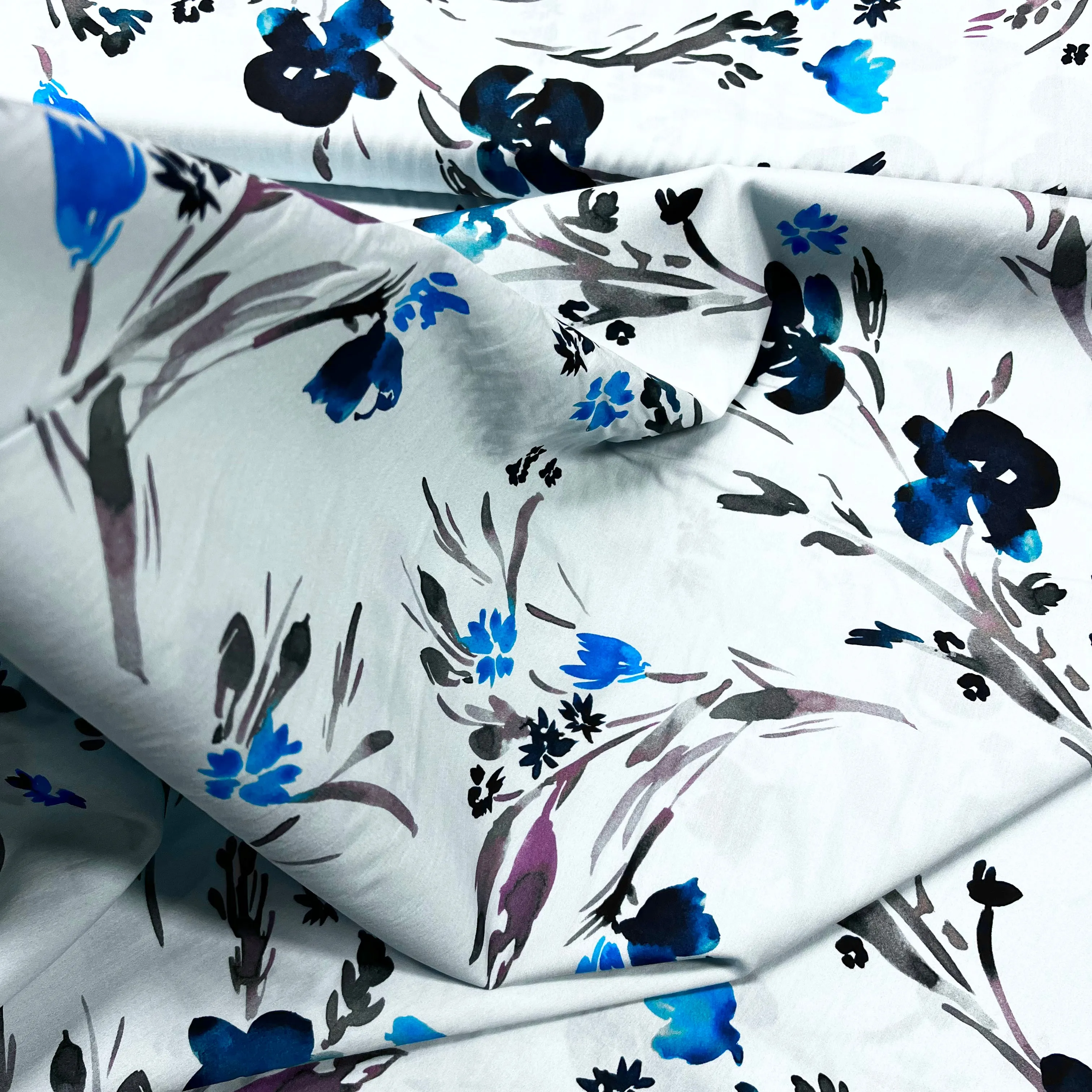Dashwood Studios - Ace Cotton Lawn - Flourish Bouquet - Sky