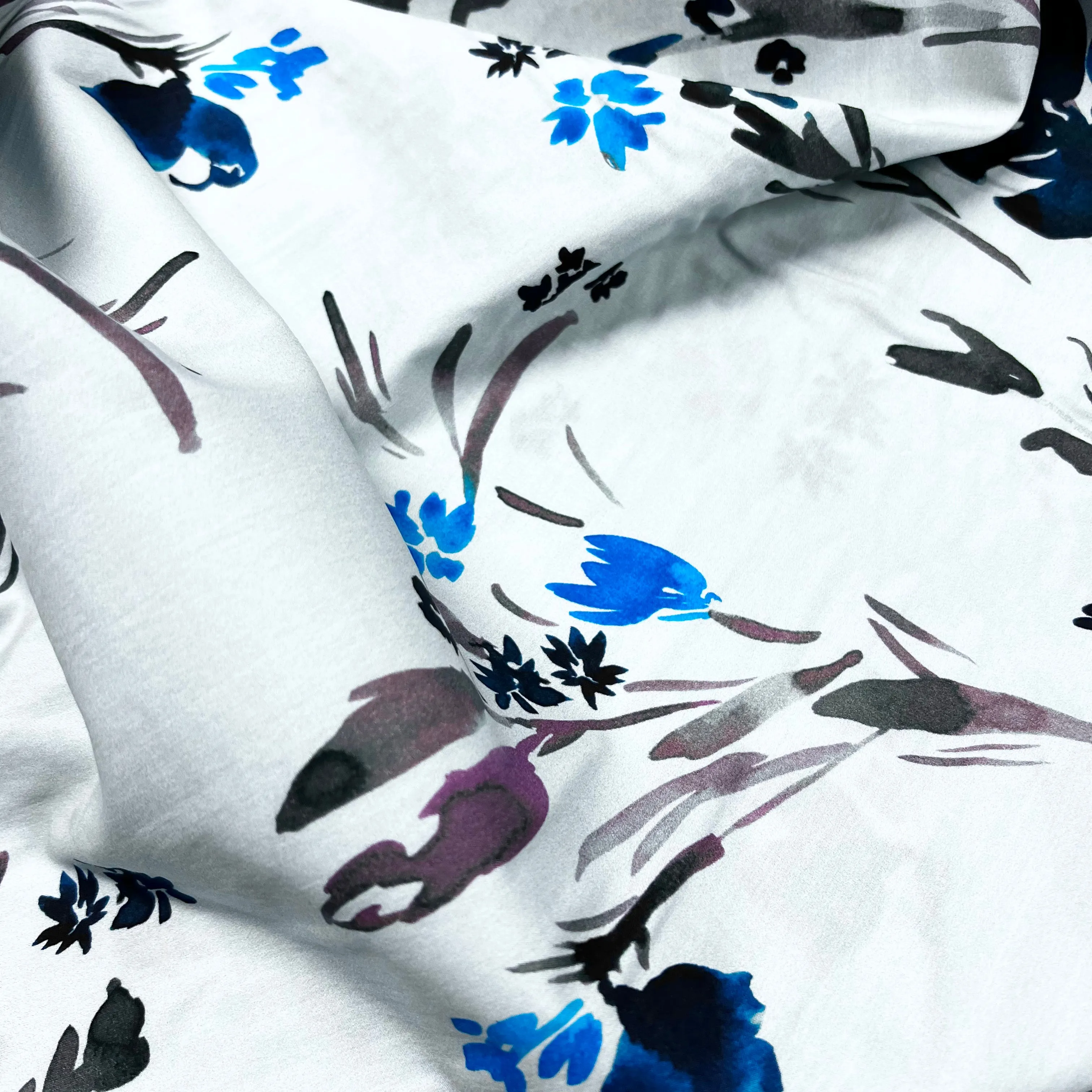 Dashwood Studios - Ace Cotton Lawn - Flourish Bouquet - Sky