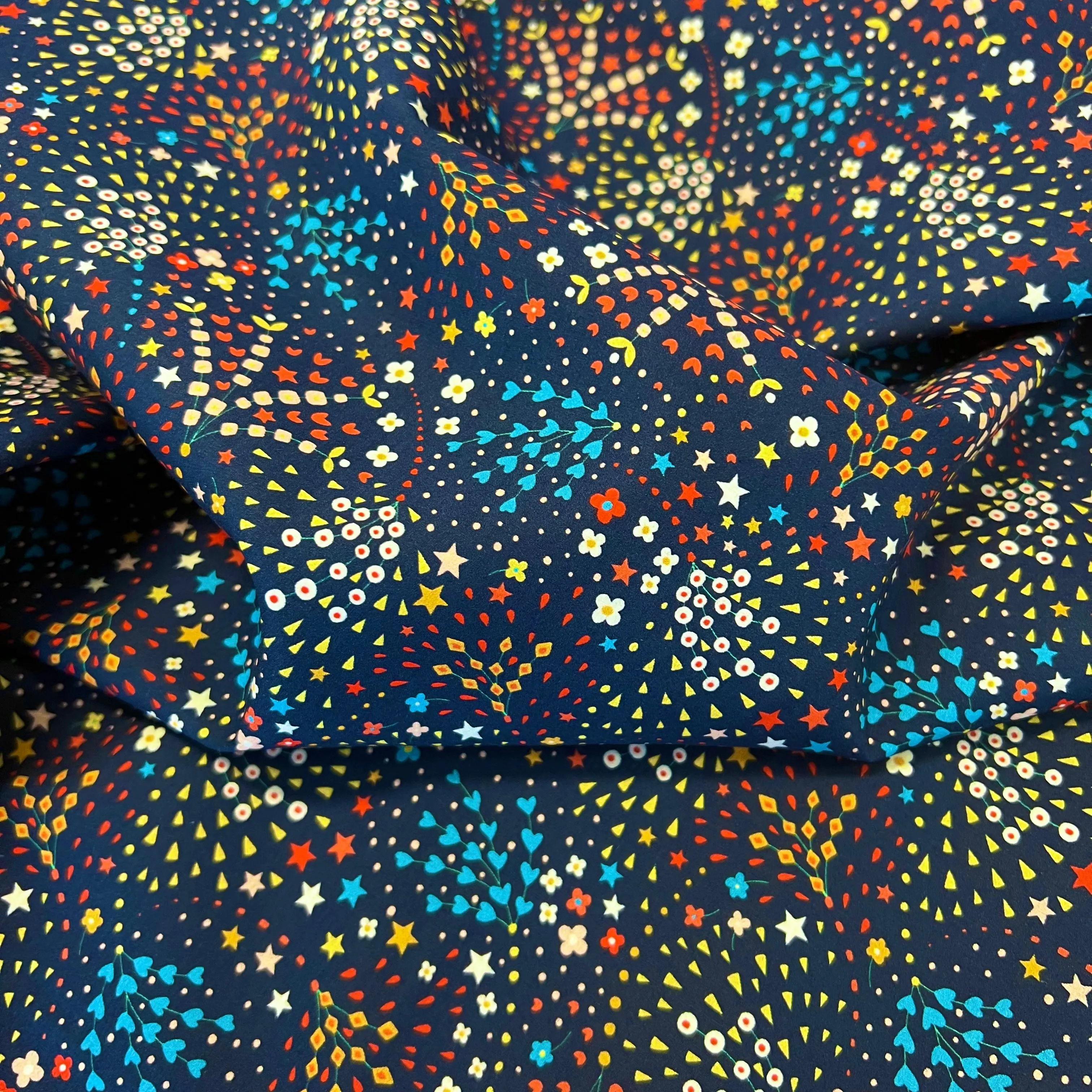 Dashwood Studios - Ace Cotton Lawn - Kaleidoscope Firework - Navy
