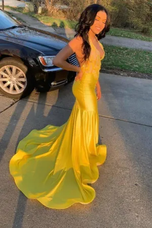 Exquisite Sleeveless Halter Backless Mermaid Prom Dresses with Train