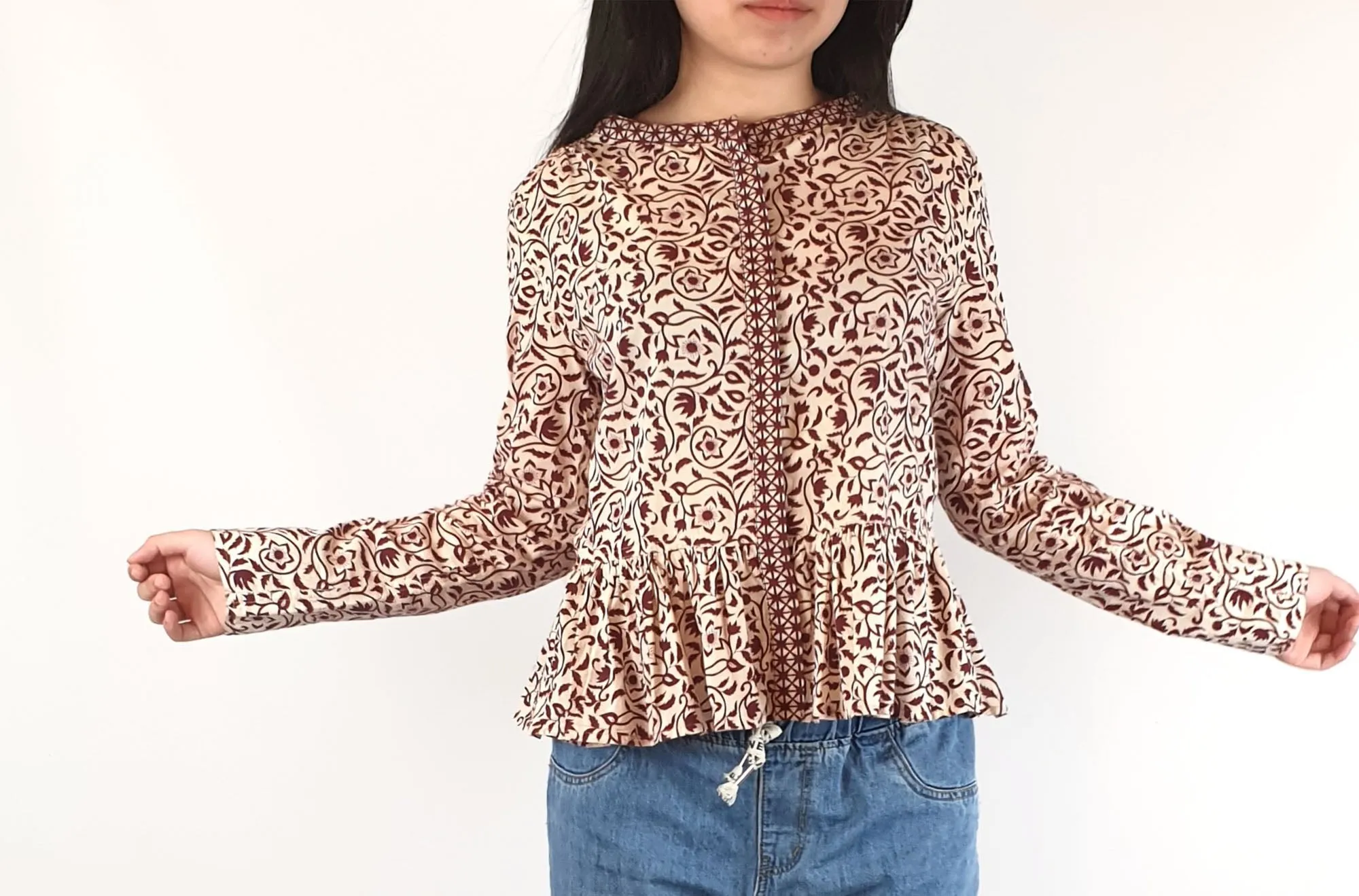 Flannel brand red print long sleeve shirt / top size 0 (best fits size 6-8)