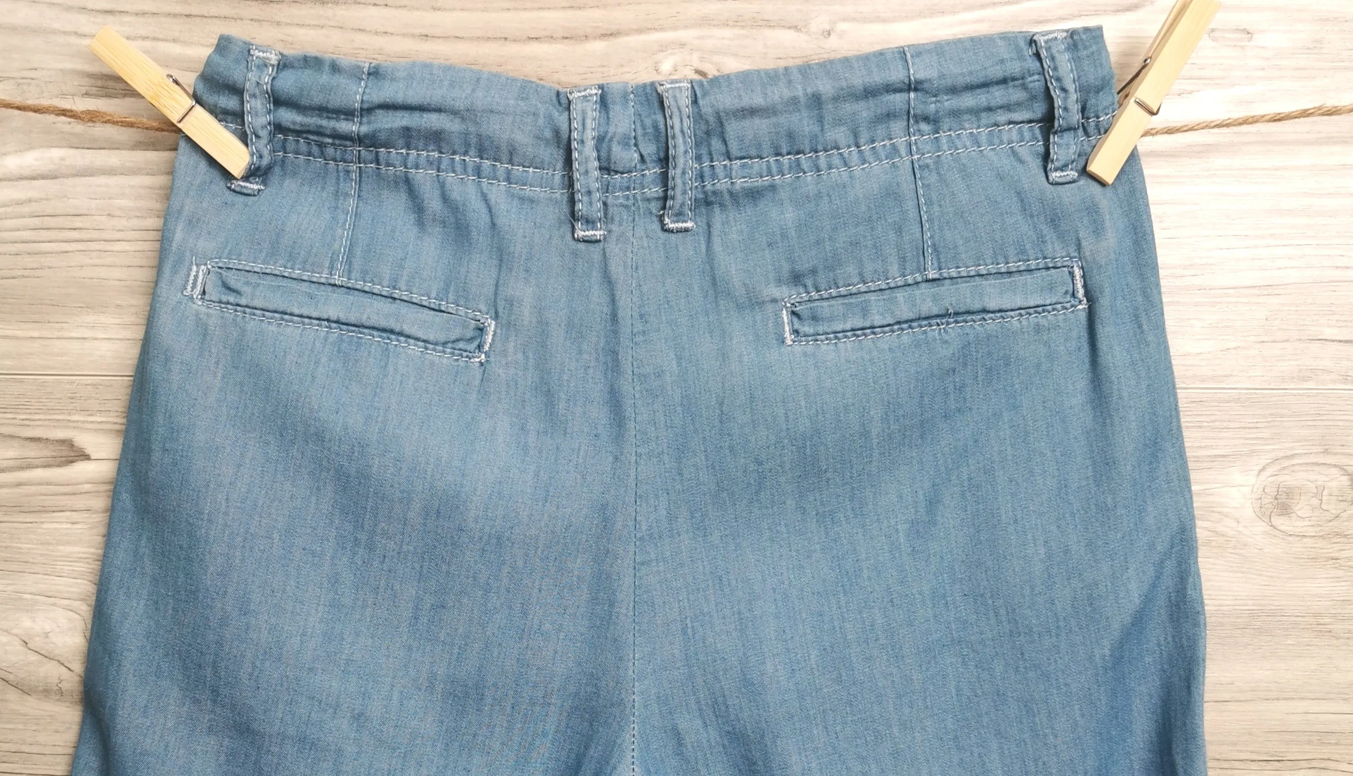 GIRL SIZE 10 YEARS - DEX Kids, Super Soft Chambray Cotton Shorts NWT B52