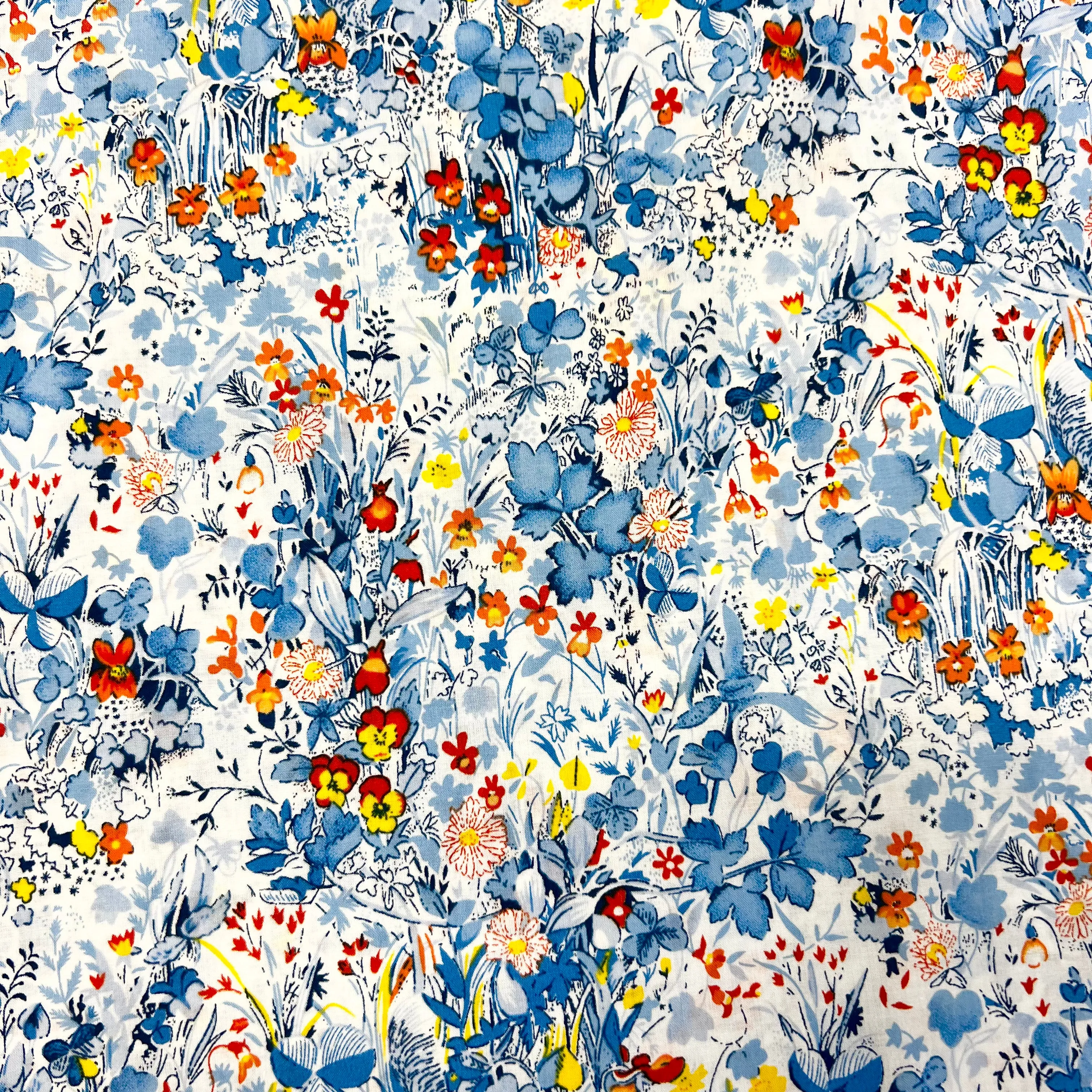 Hyacinth Field Cotton Lawn - Blue