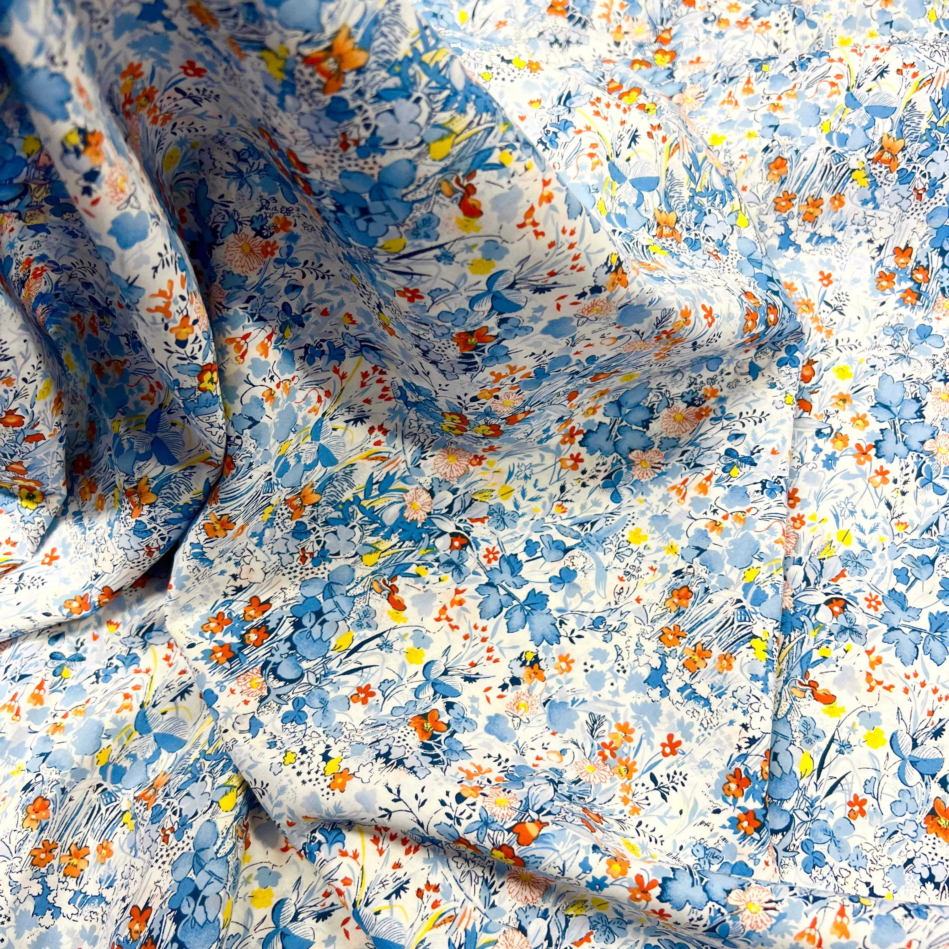 Hyacinth Field Cotton Lawn - Blue