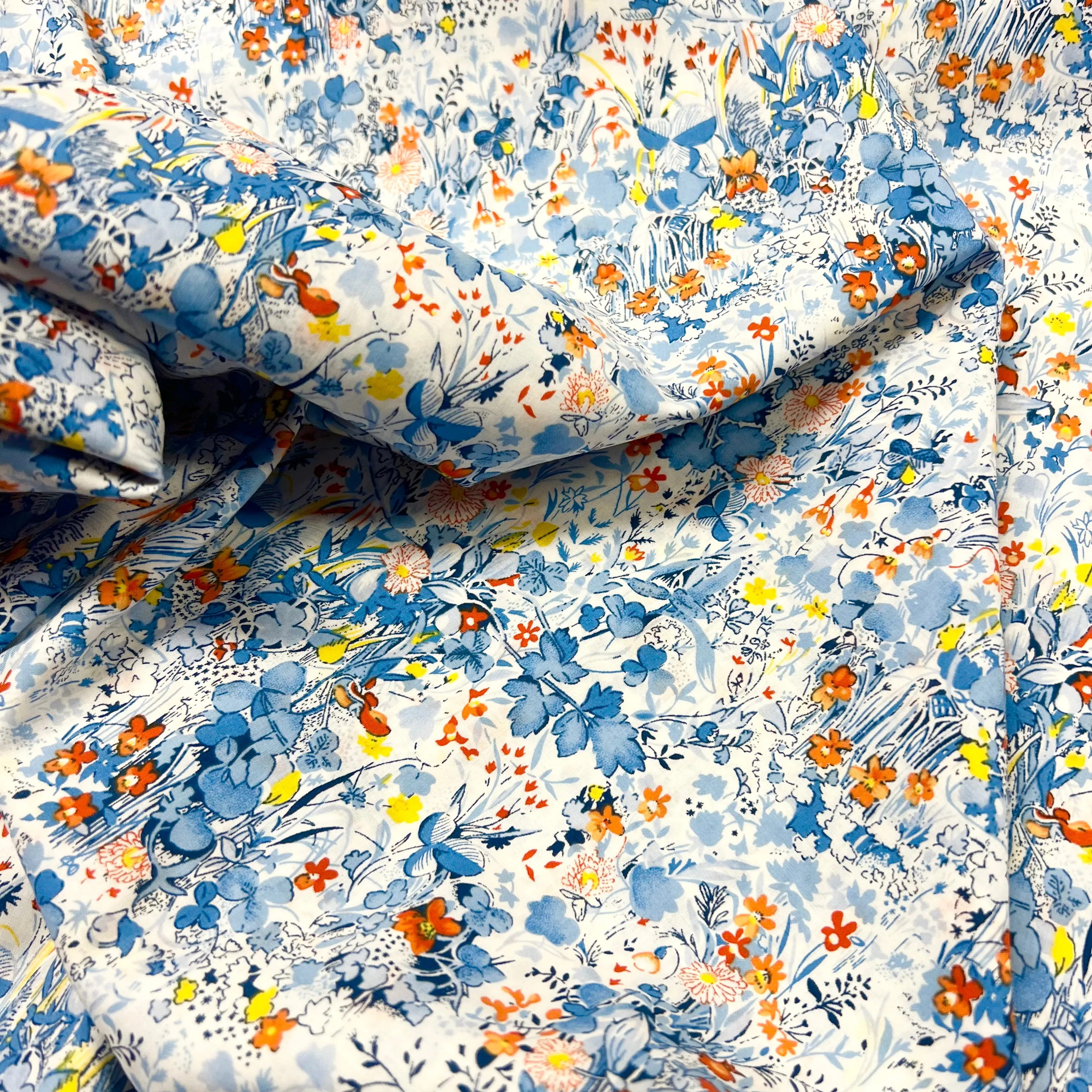 Hyacinth Field Cotton Lawn - Blue