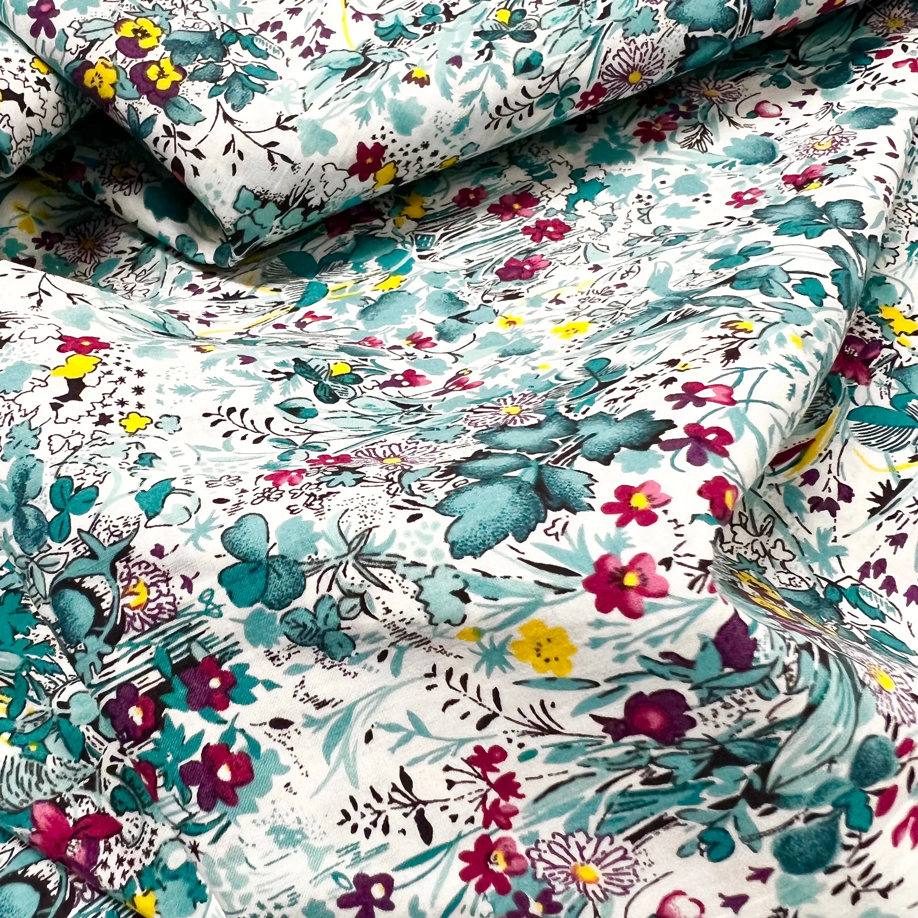 Hyacinth Field Cotton Lawn - Teal