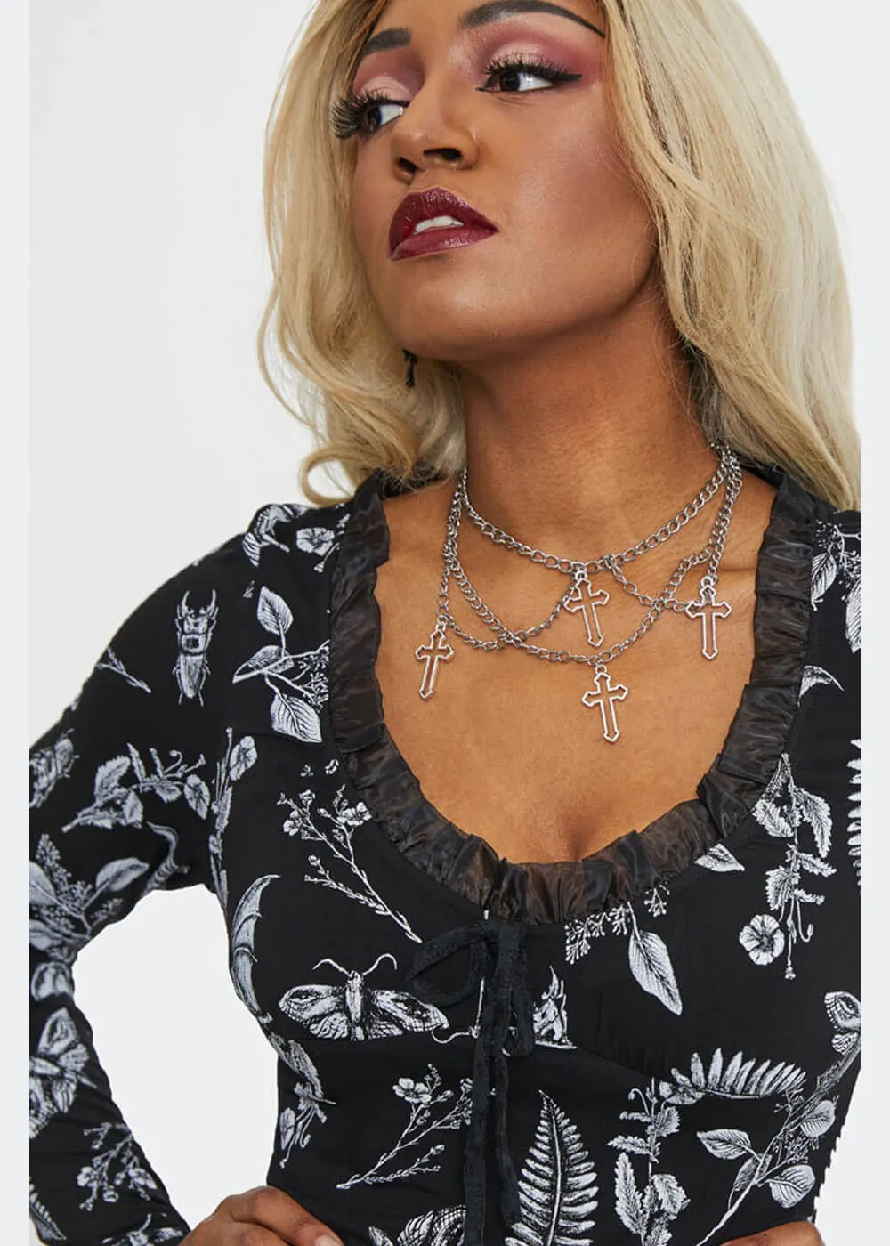 Jawbreaker Herbal Bat 70's Top Black