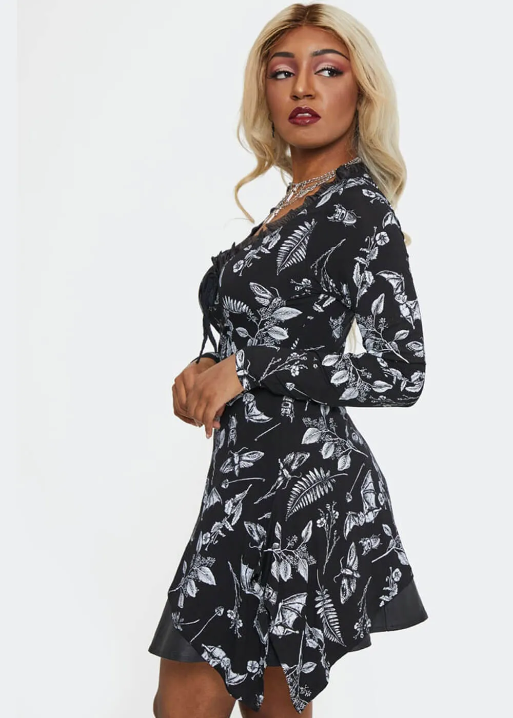 Jawbreaker Herbal Bat 70's Top Black