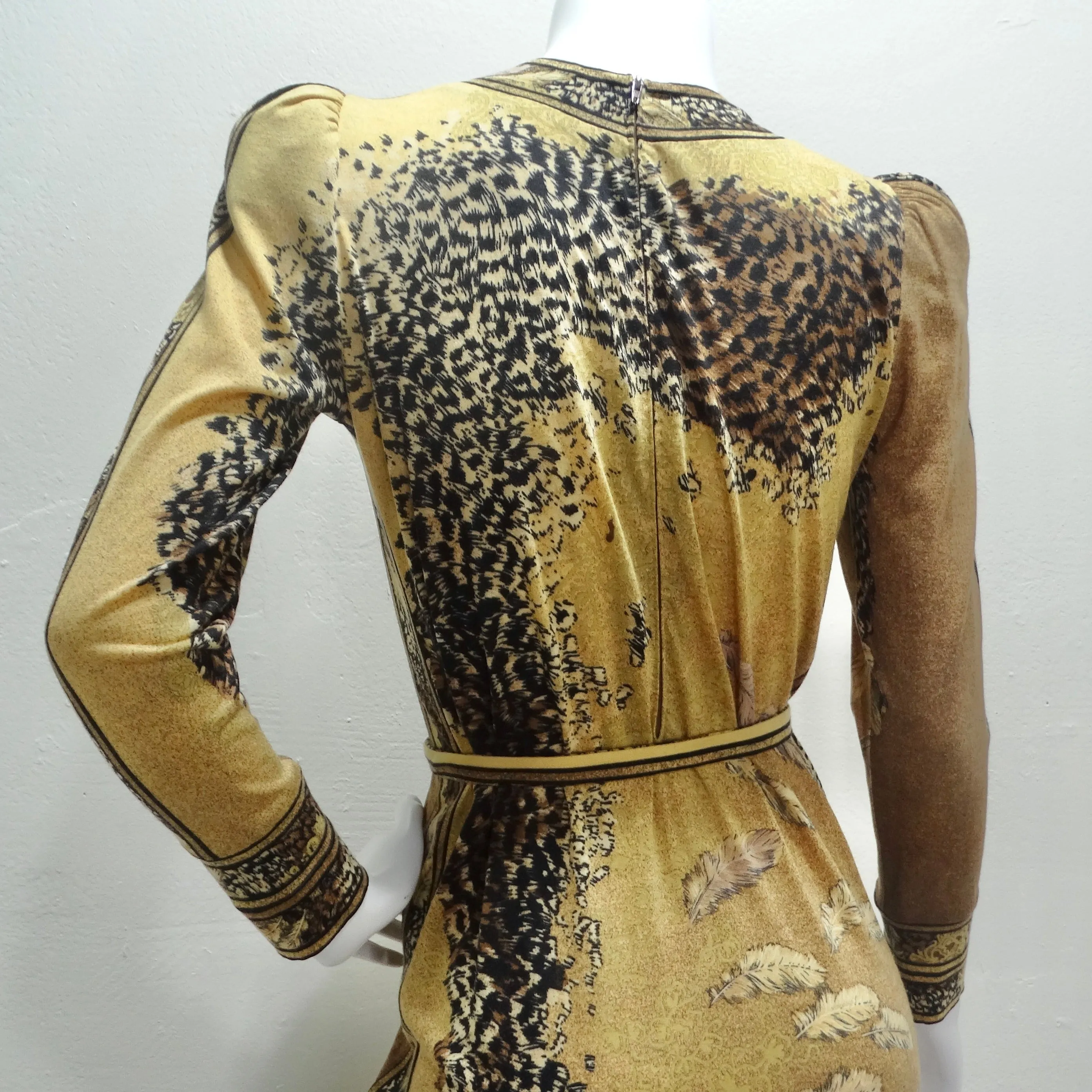 Le Nard 1980s Belted Long Sleeve Feather Print Dress