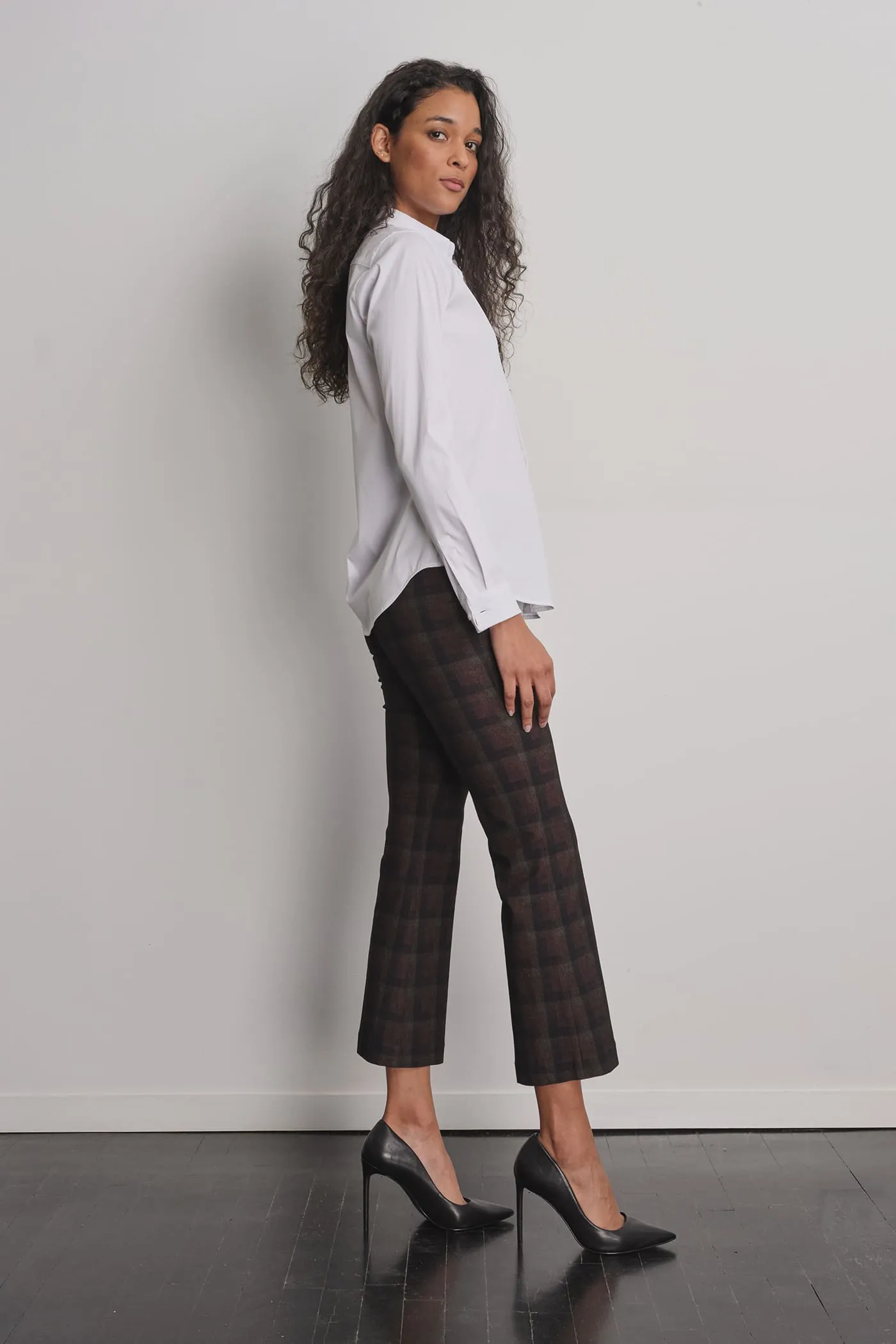 LEO Flannel Modern