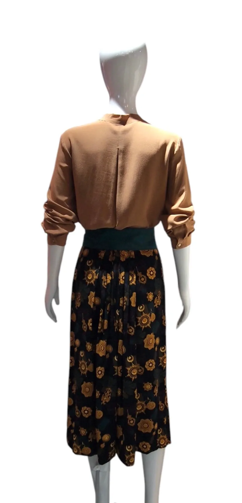 Medallistic - Cool Vintage Flare Skirt