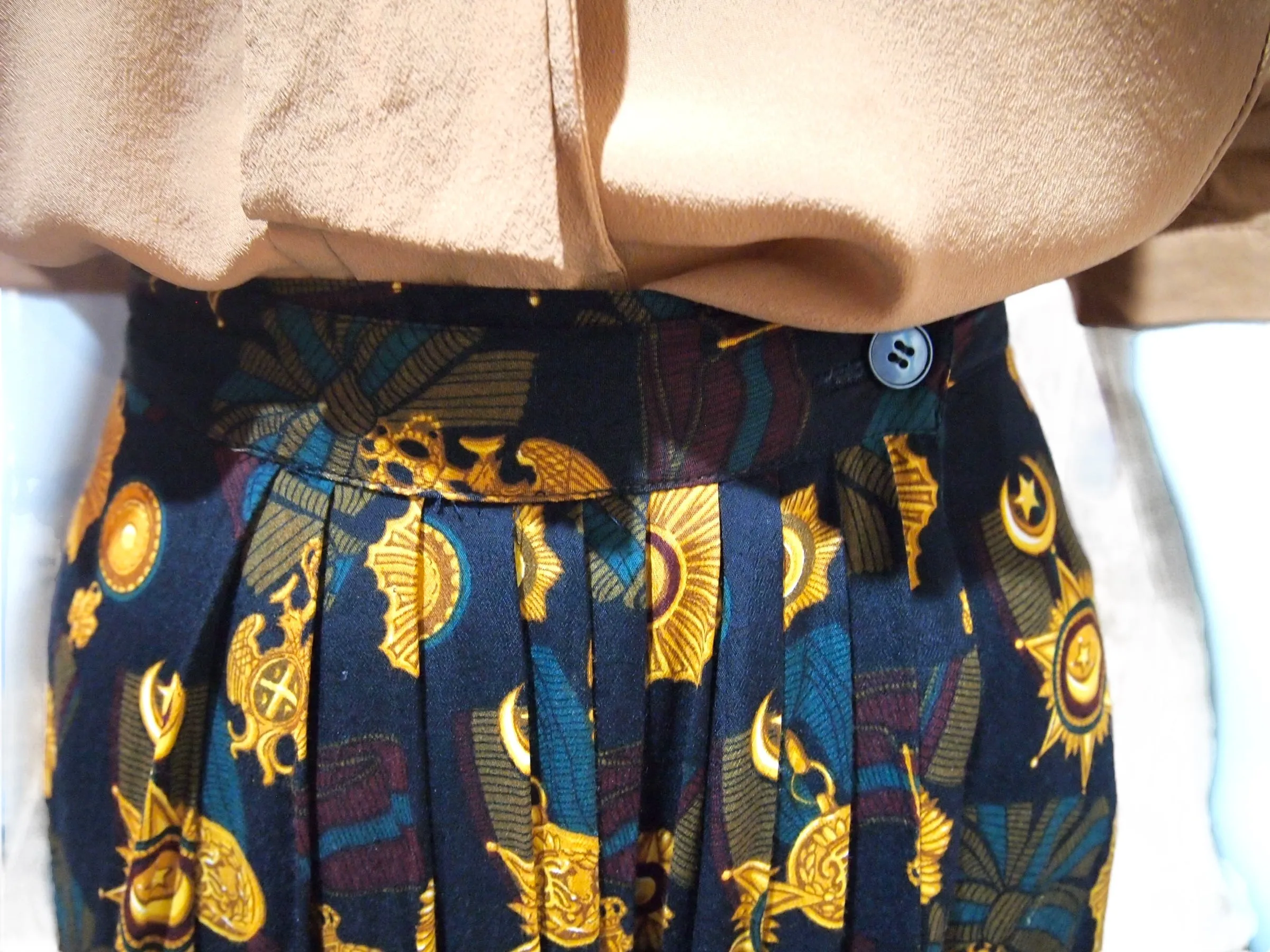 Medallistic - Cool Vintage Flare Skirt