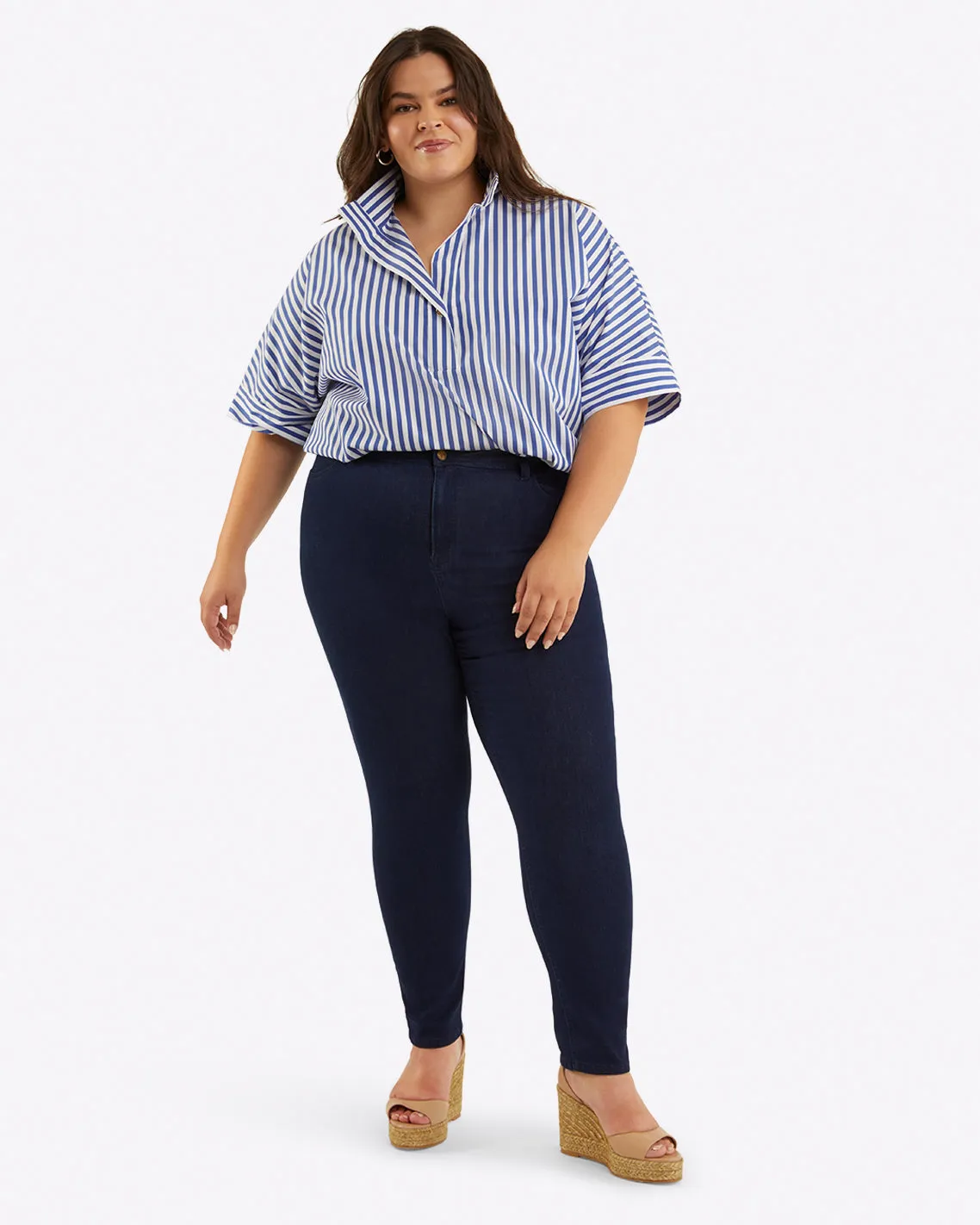 Mid-Rise Slim Jeans in Dark Wash