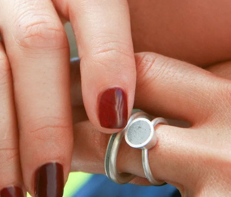 Minimalist Silver Concrete Line Ring