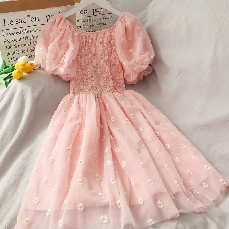 "DAISY EMBROIDERED PUFF SLEEVE MESH" DRESS N050601