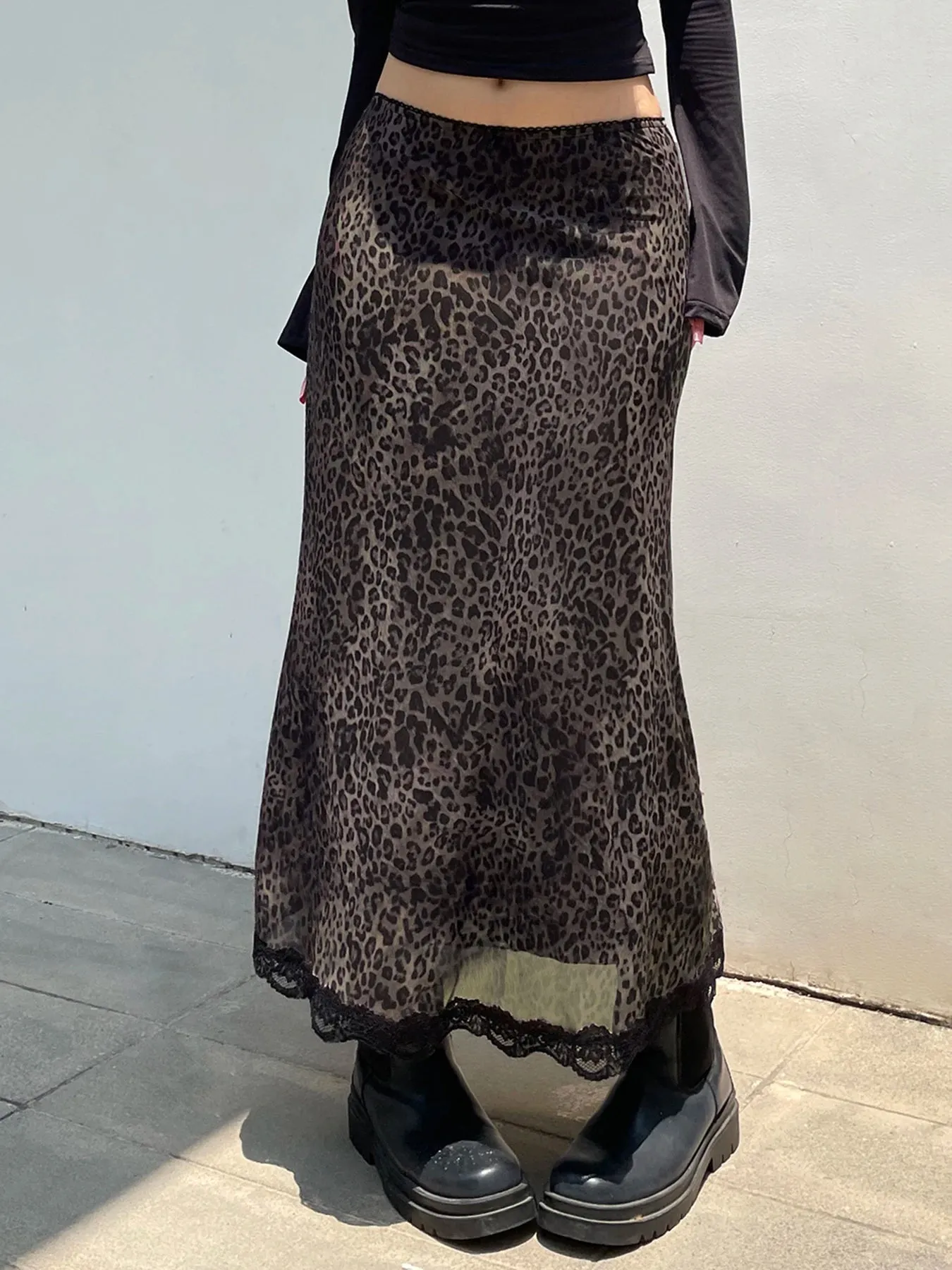 Retro Brown Leopard Y2K Long Skirt with Lace Trim for Women