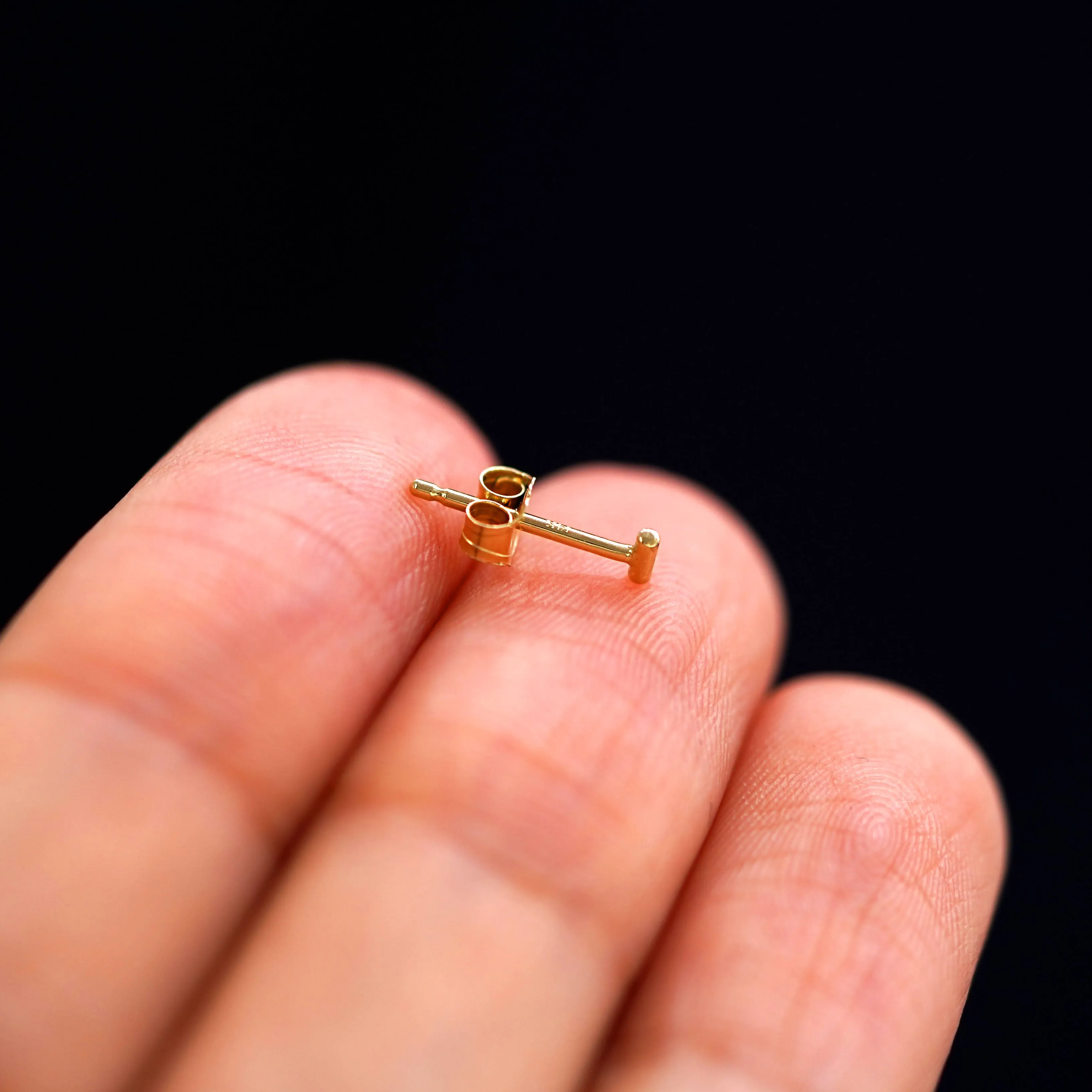 Small Line Earring