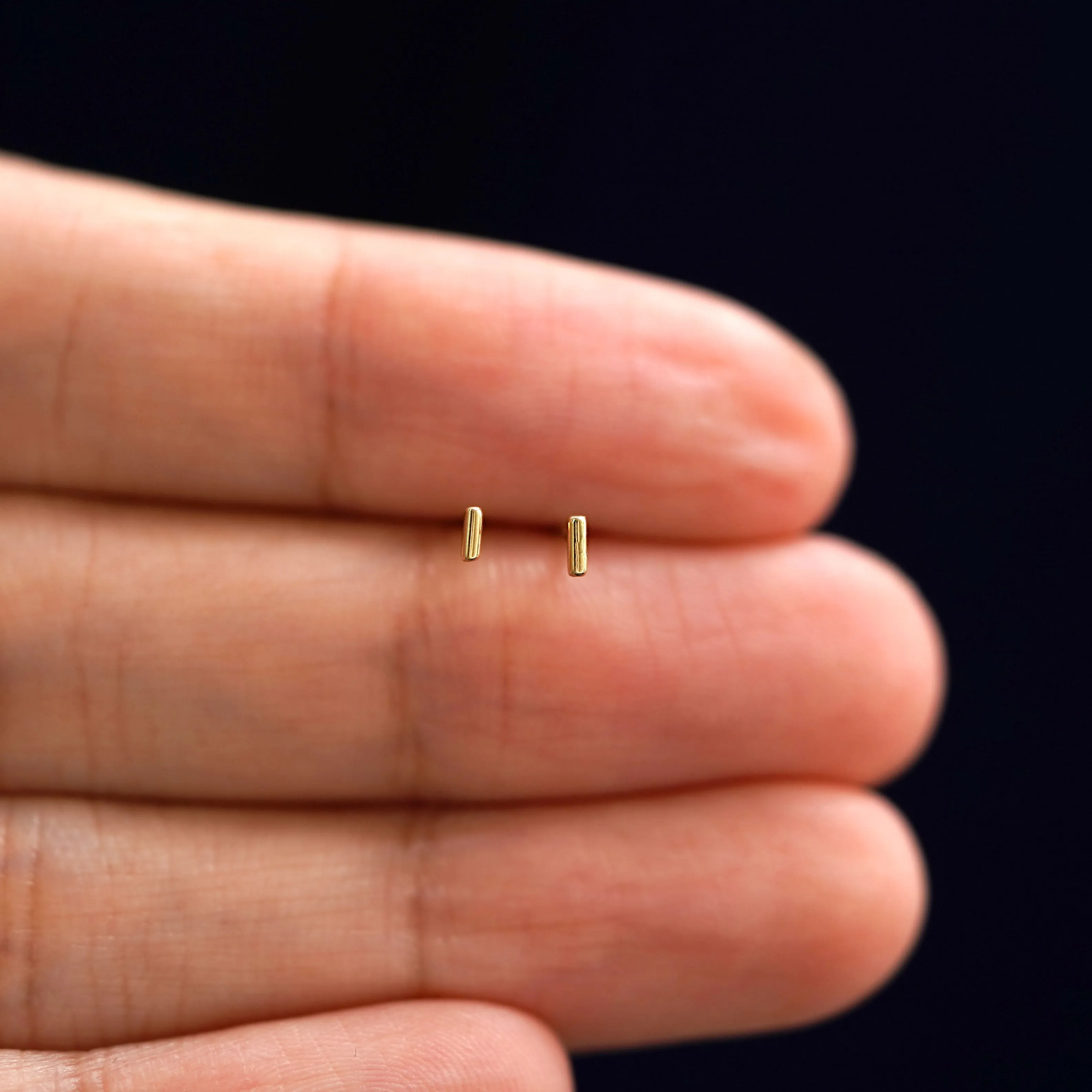 Small Line Earring