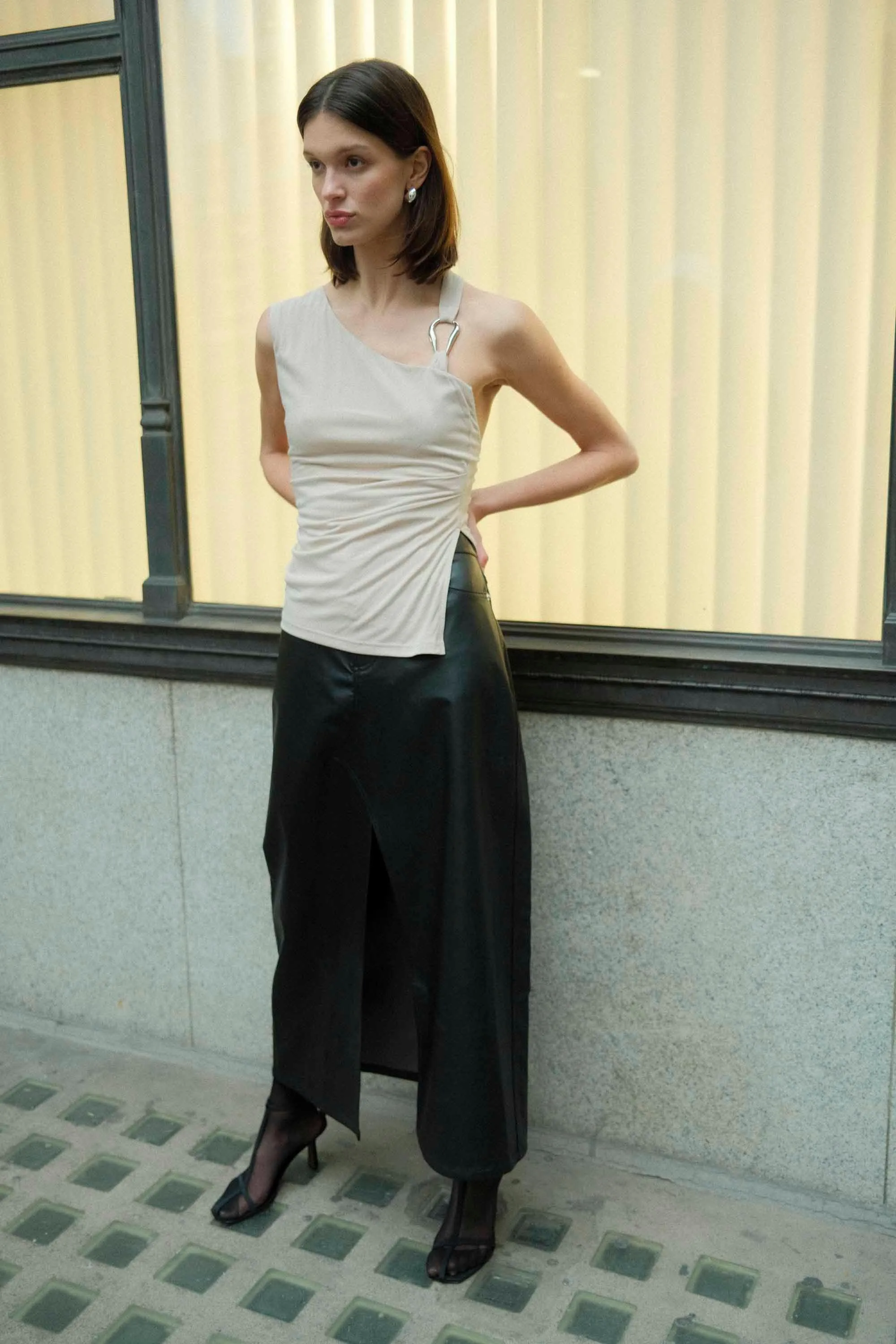 STIRLING TWIST ASYMMETRIC BODICE | OYSTER GREY