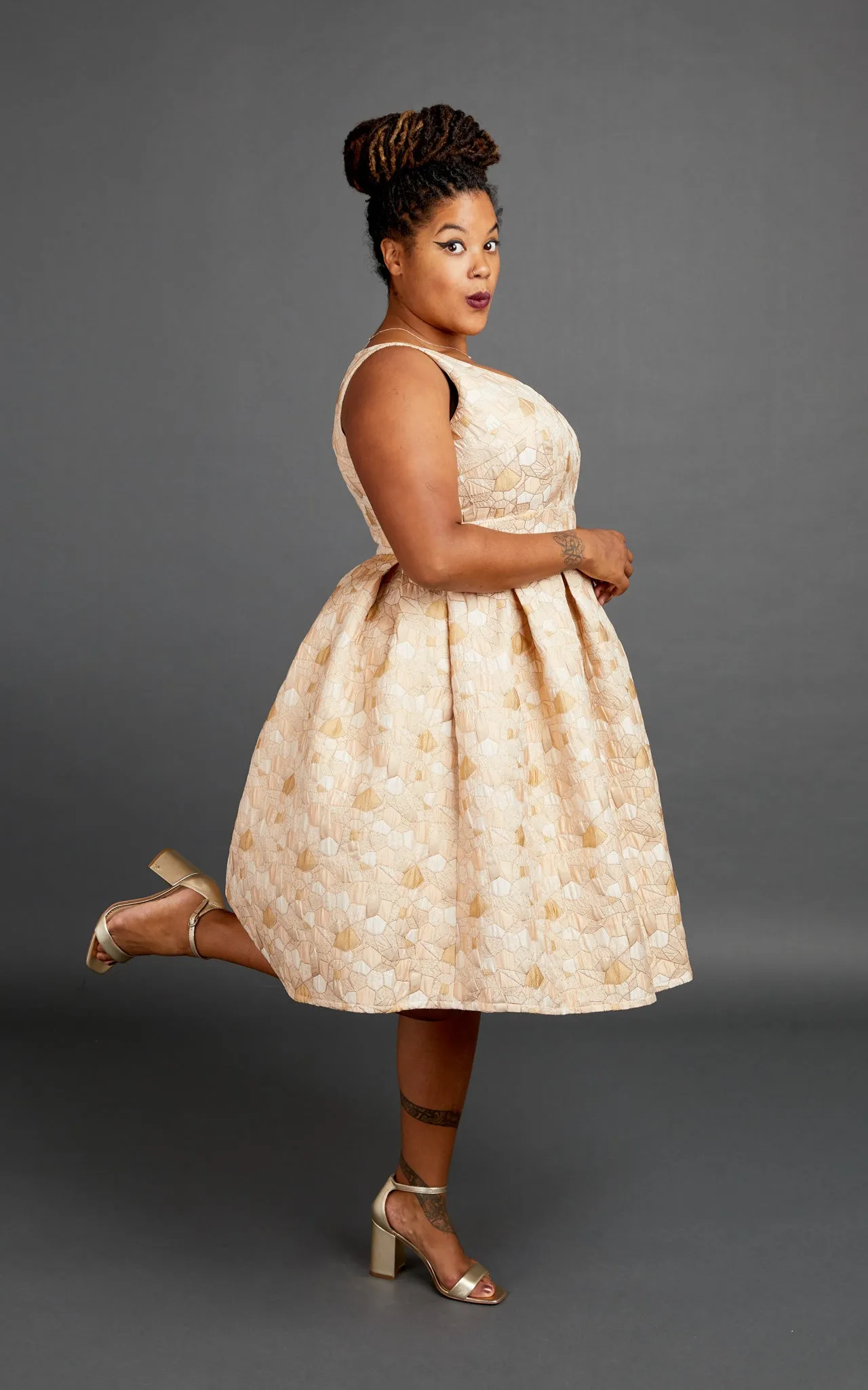 Upton Dress & Skirt Plus Mix & Match Expansion Pack 12-32 printed pattern