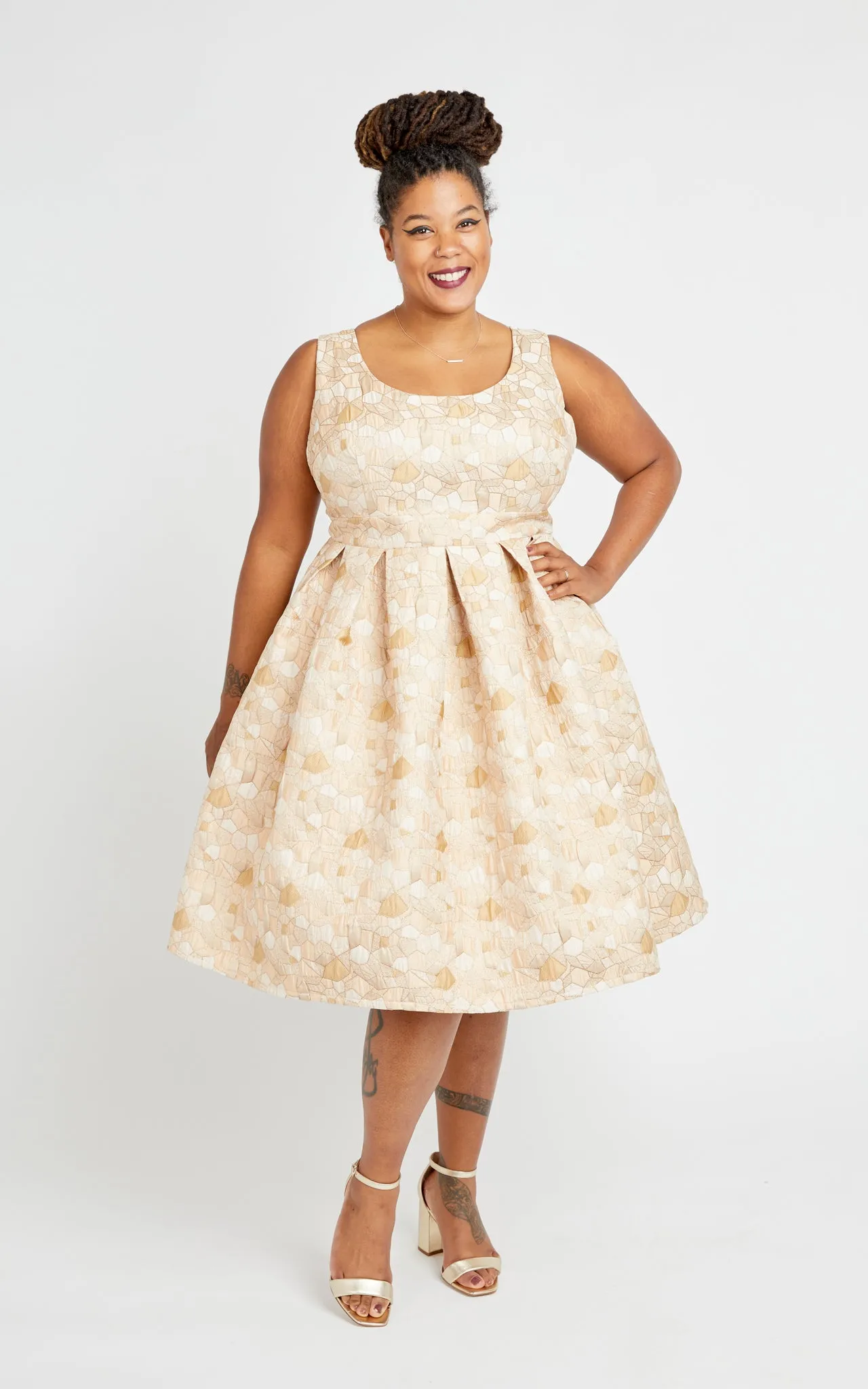 Upton Dress & Skirt Plus Mix & Match Expansion Pack 12-32 printed pattern