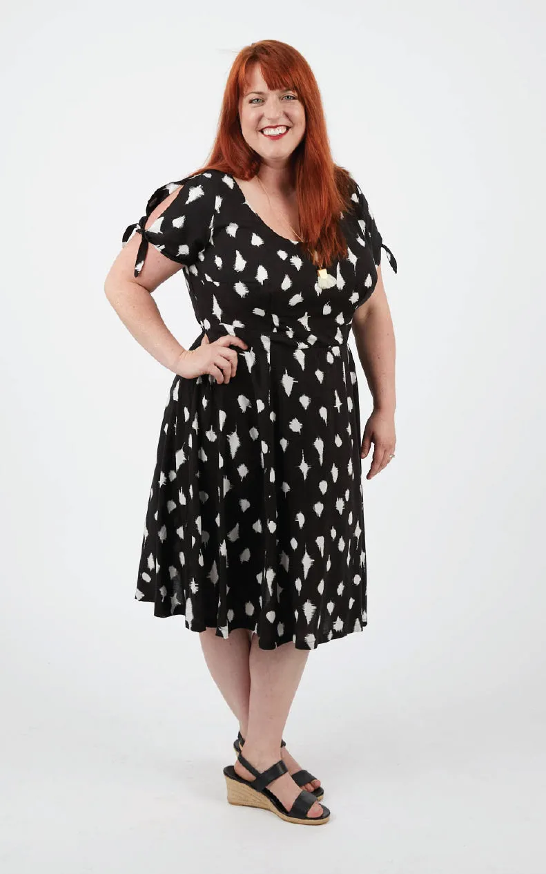 Upton Dress & Skirt Plus Mix & Match Expansion Pack 12-32 printed pattern