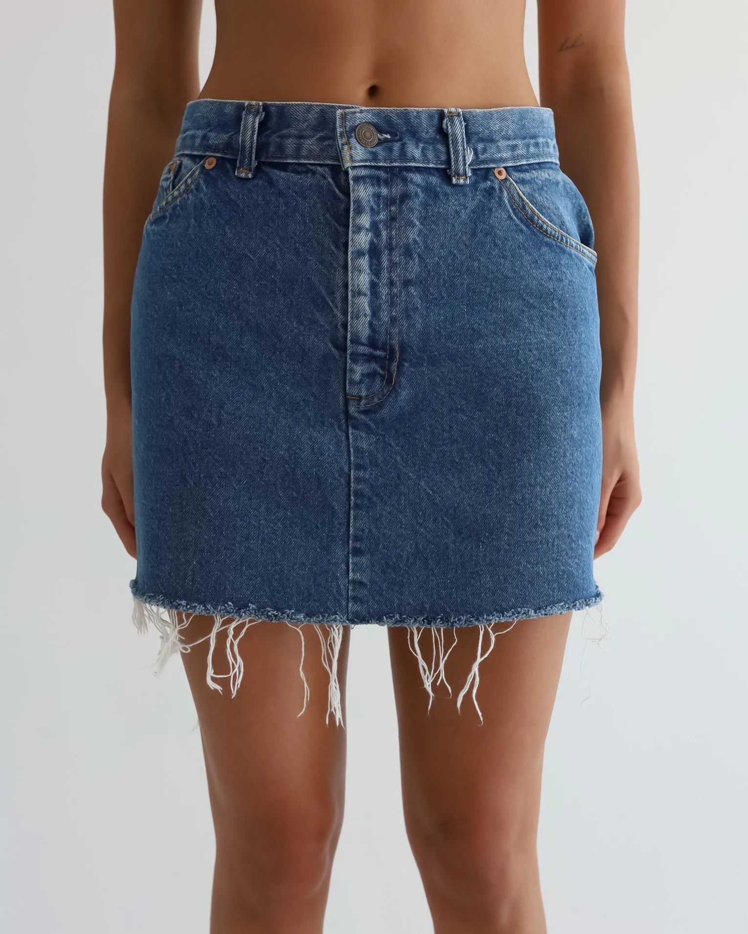 VINTAGE LEVI’S SKIRT | SIZE 25