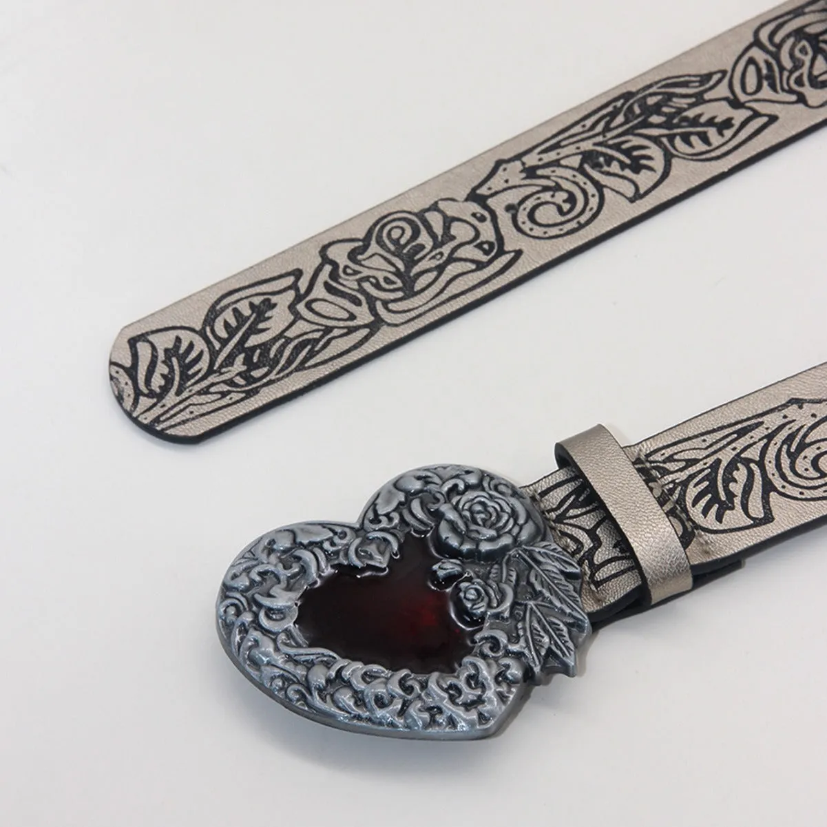 Vintage Punk Style Retro Embossing Love Belt Y2K