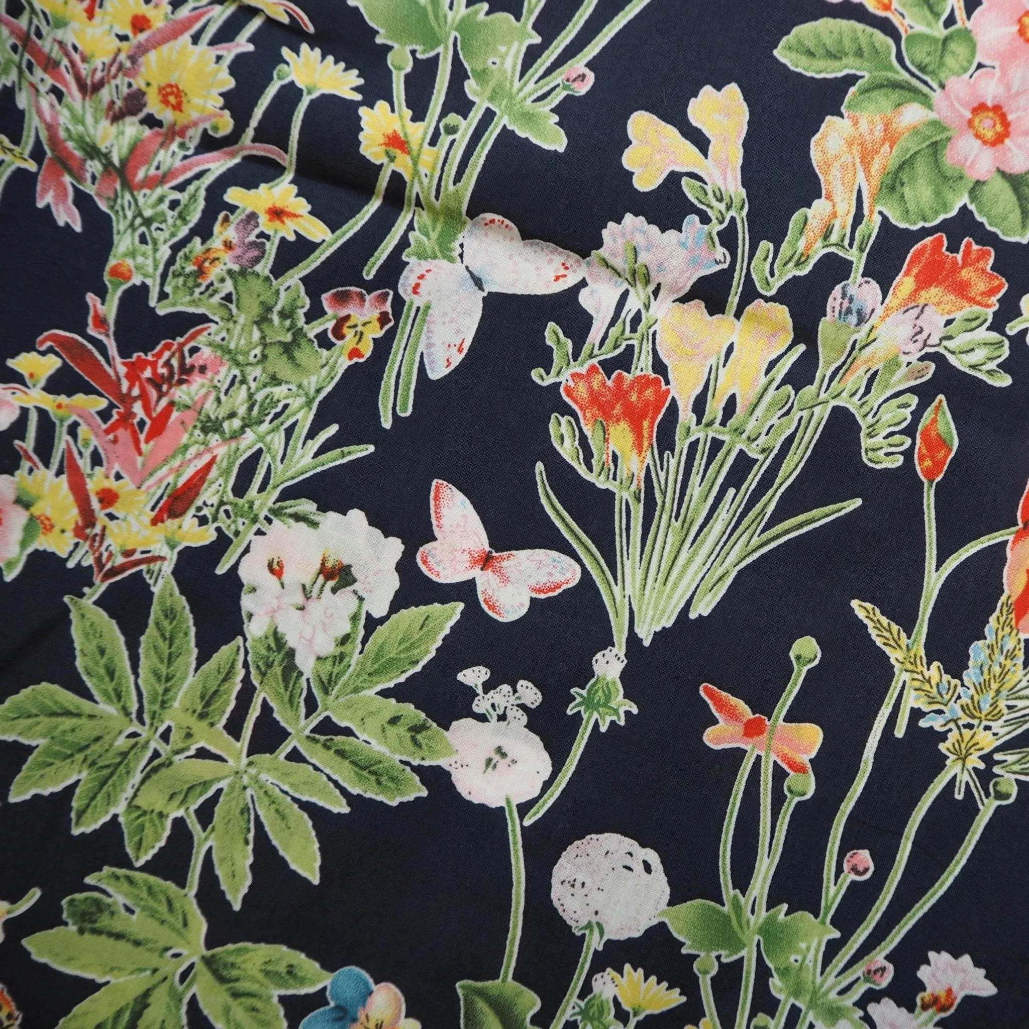 Wild Garden | Cotton Lawn | Navy