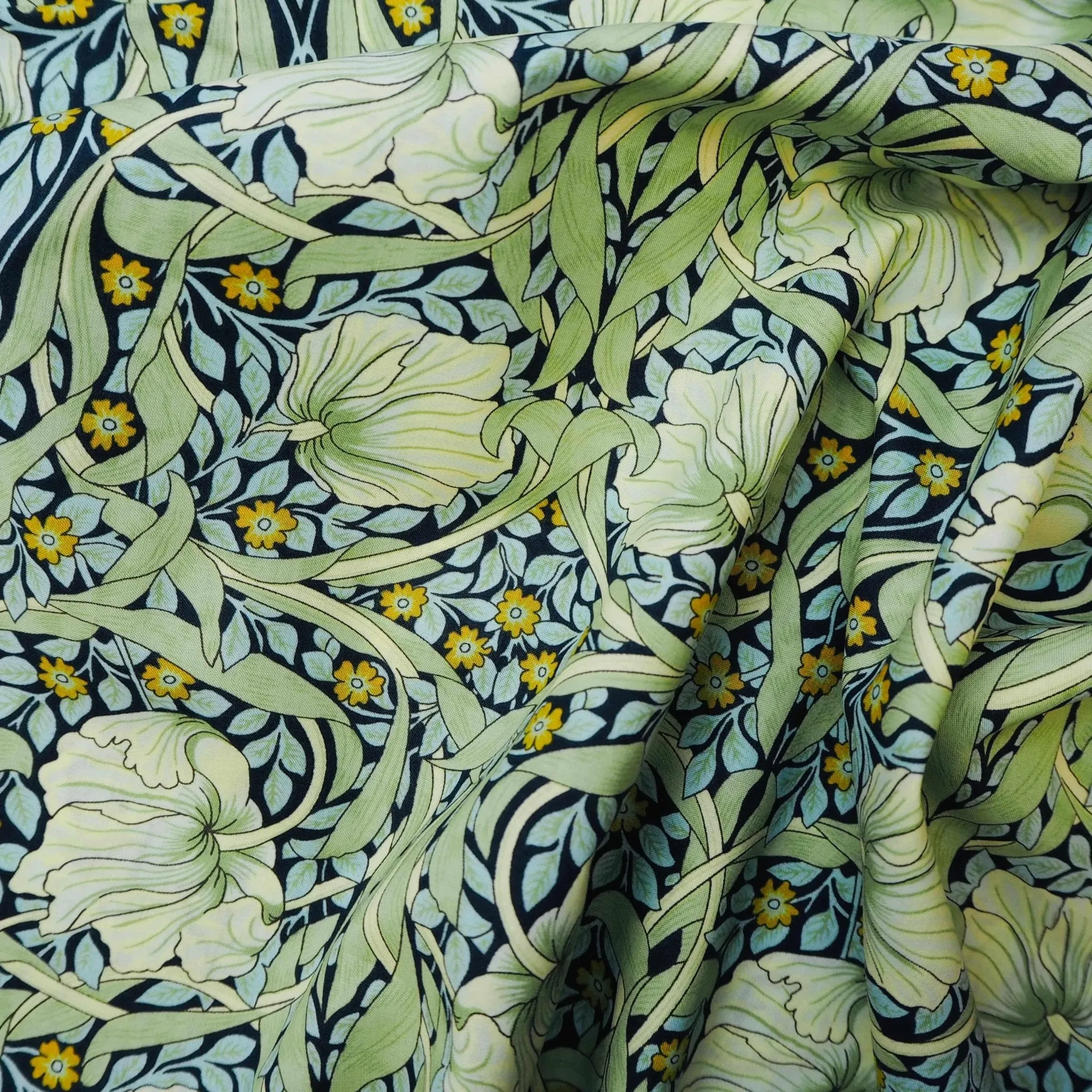 William Morris | Cotton Lawn | Mint