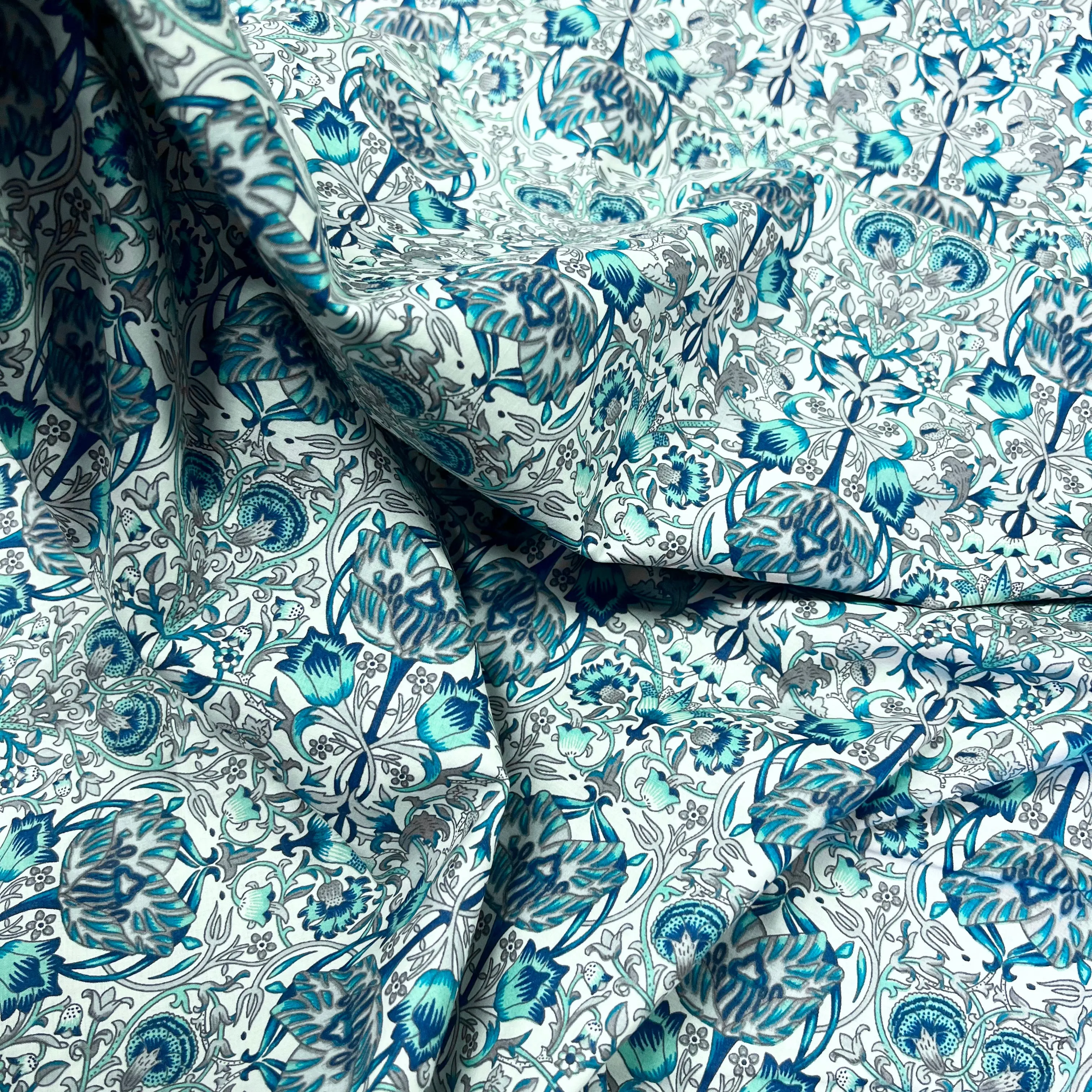 William Morris | Cotton Lawn | Turquoise