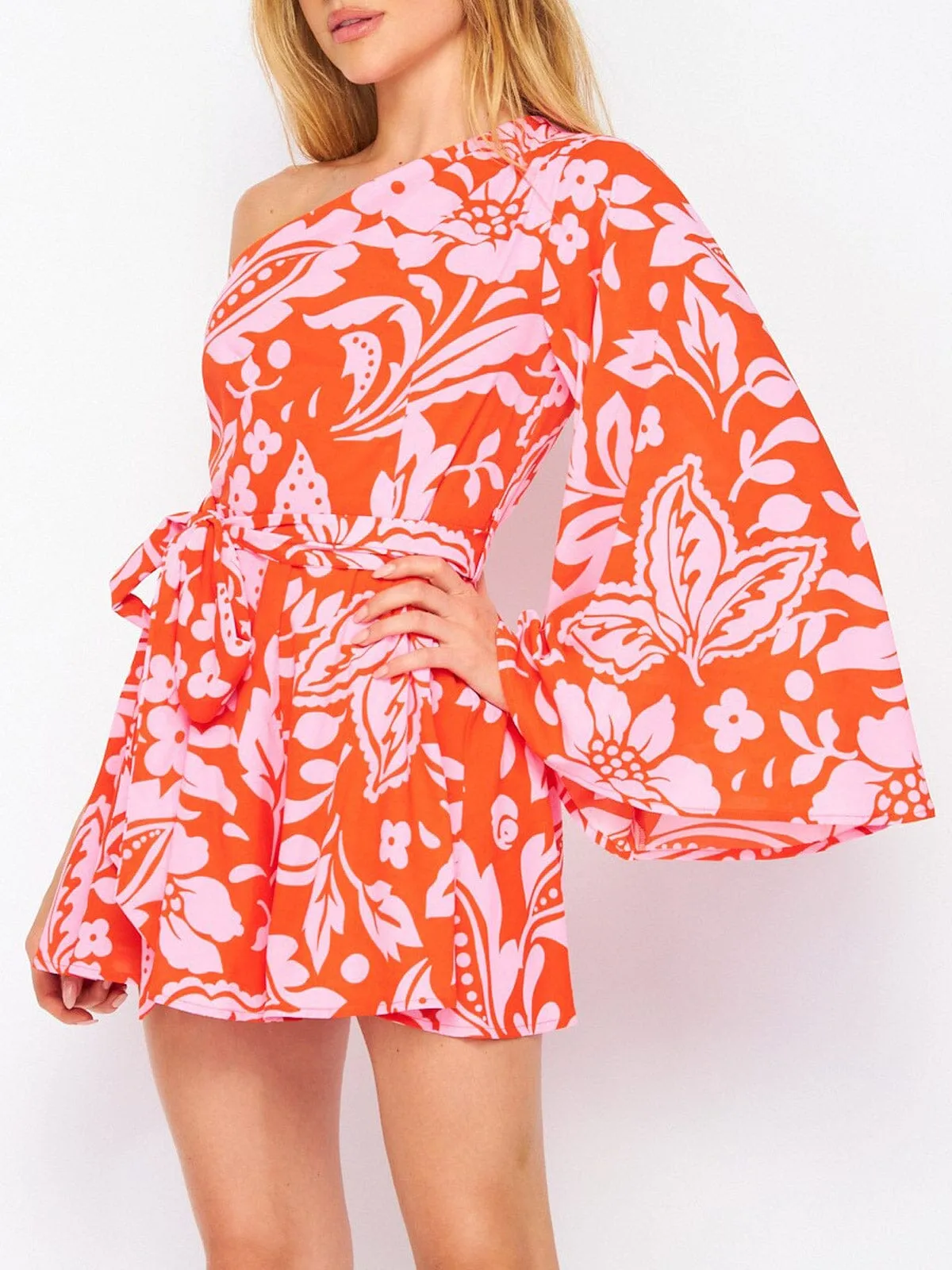 WOMEN'S ONE SHOULDER BELL SLEEVE LEAF PRINT ROMPER