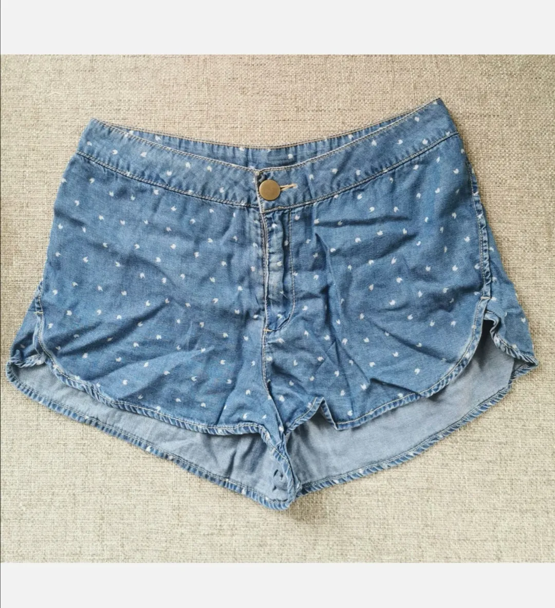 WOMENS SIZE 4 or TEEN GIRL - BDG, Super Soft Lightweight Shorts NWOT B34