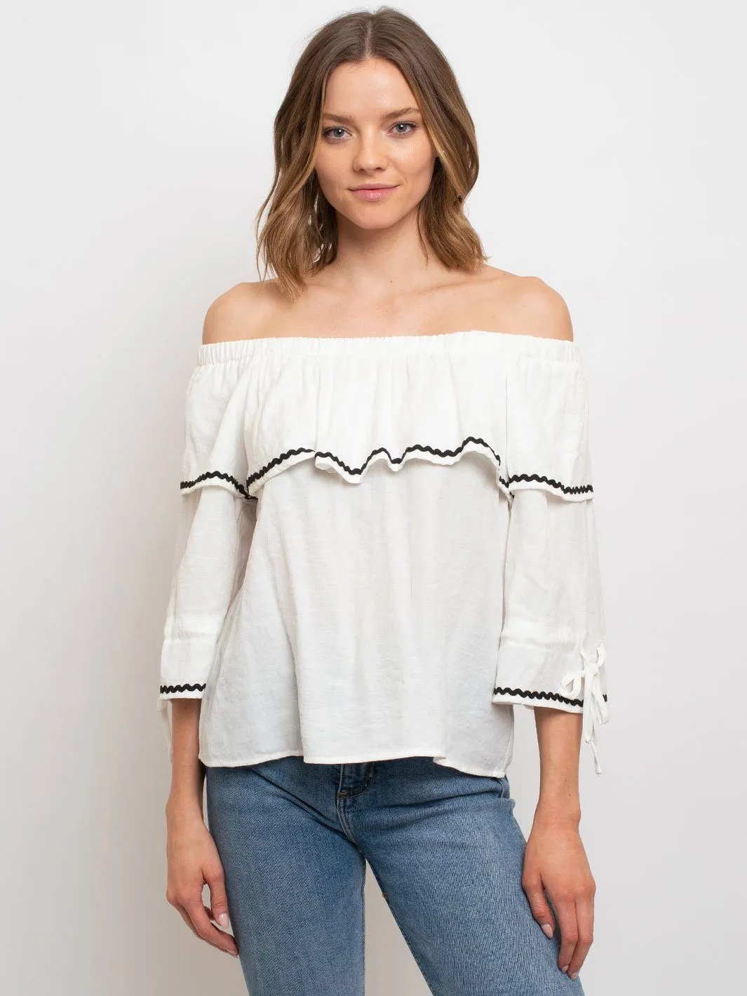 WOMEN'S WOVEN OFF SHOULDER TOP